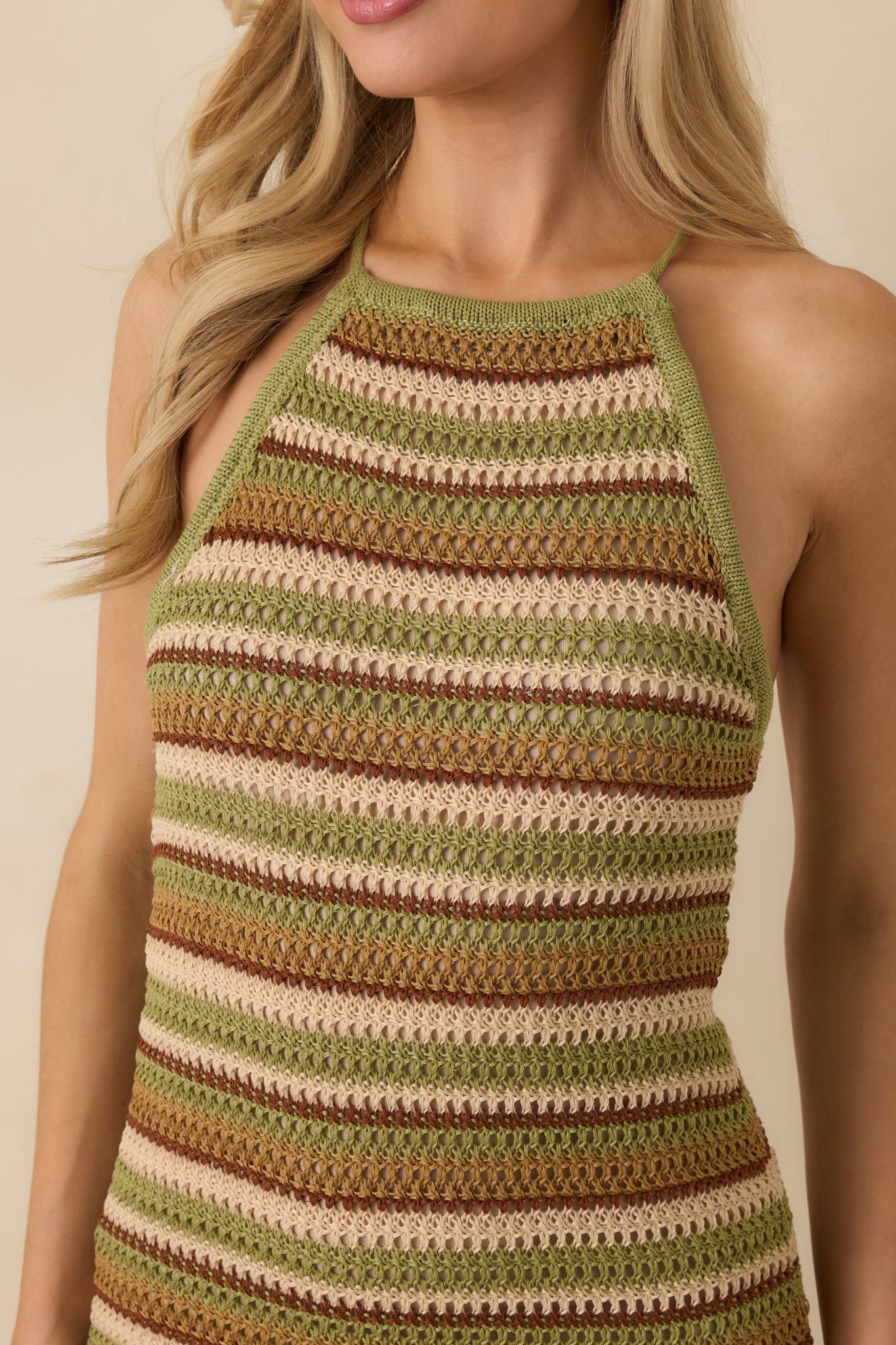 Close view of crochet knit texture with vertical stretch pattern