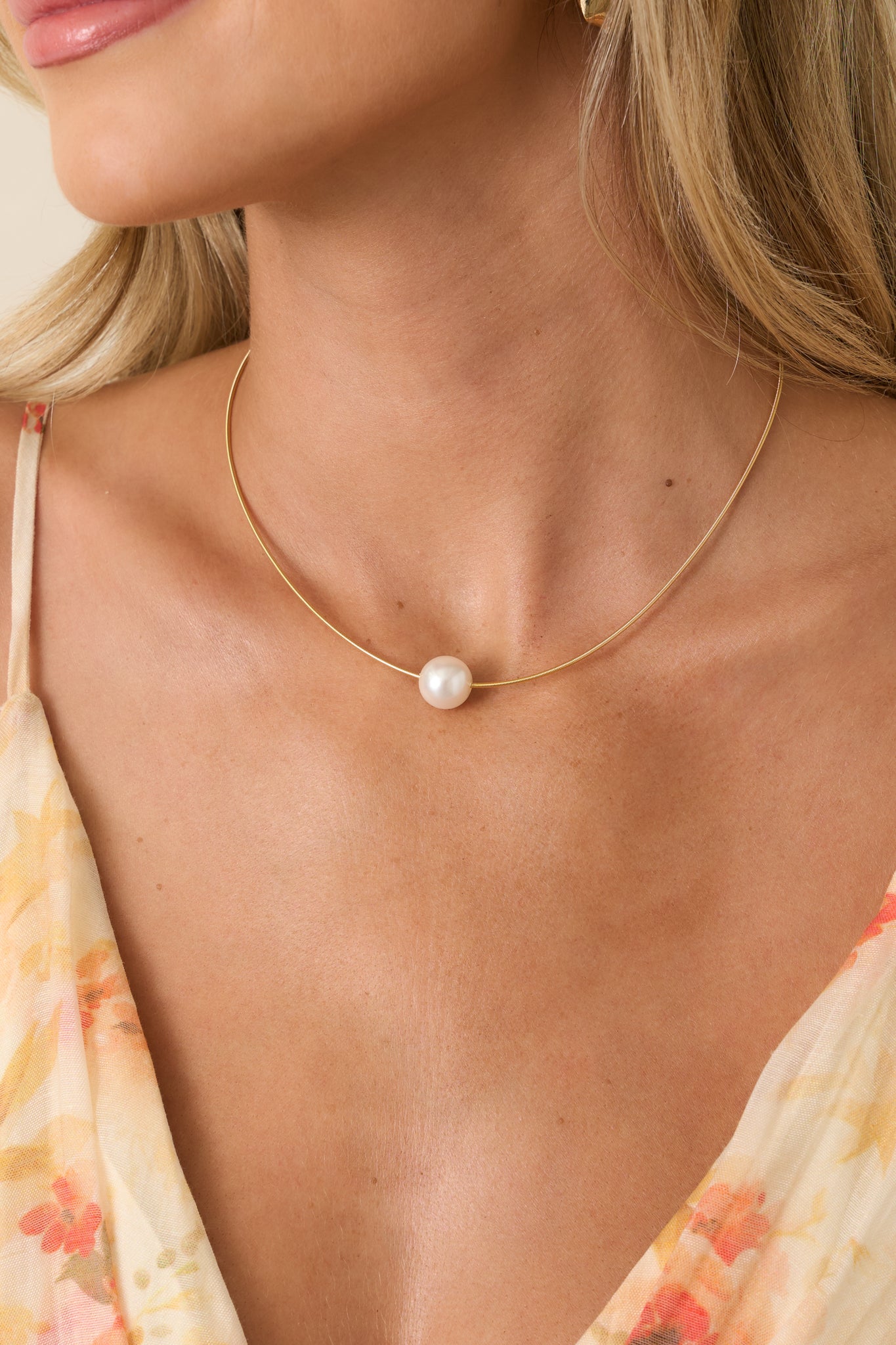 Red Dress | Gold Pearl Solitaire Necklace - All Jewelry Red Dress | Gold Pearl Solitaire Necklace - All Jewelry