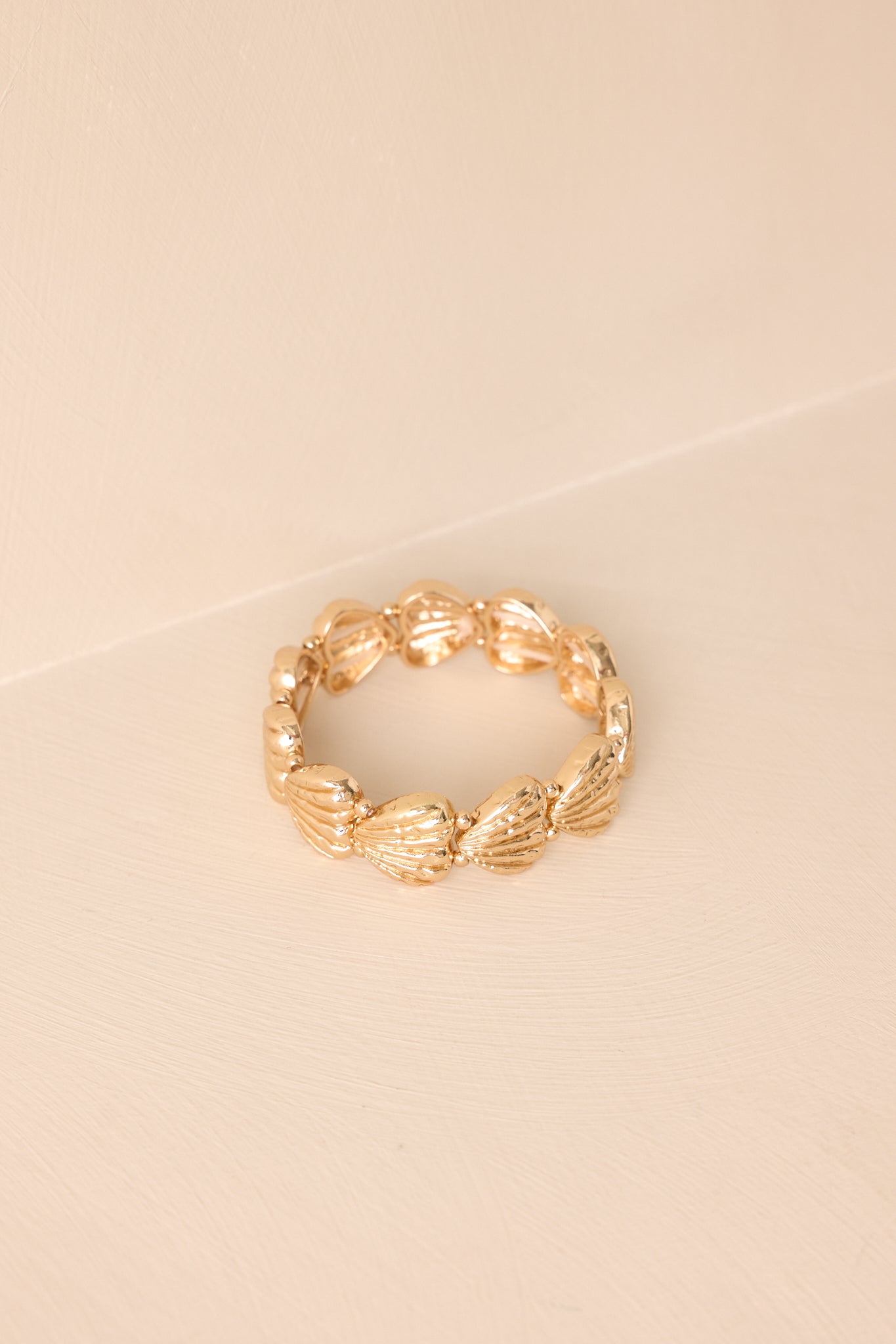 Chasing Tides Gold Textured Seashell Bracelet