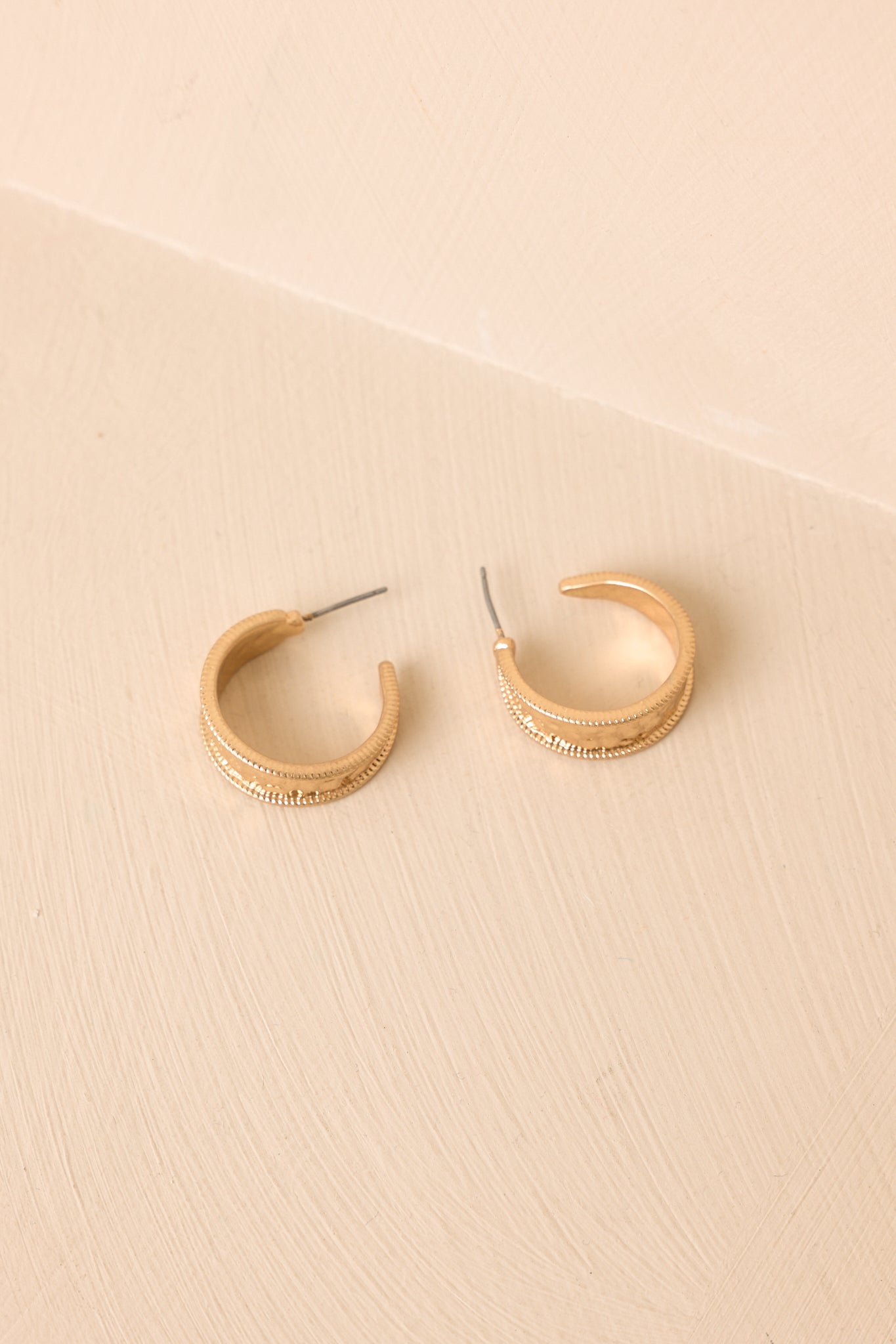 red dress gold accessories Women's Stolen Glances Gold Hammered Hoop Earrings