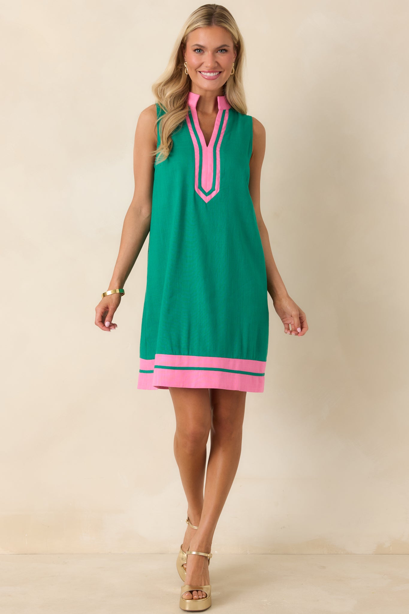 Make It Pop Green & Pink Contrast Trim Sleeveless Mini Dress Make It Pop Green & Pink Contrast Trim Sleeveless Mini Dress