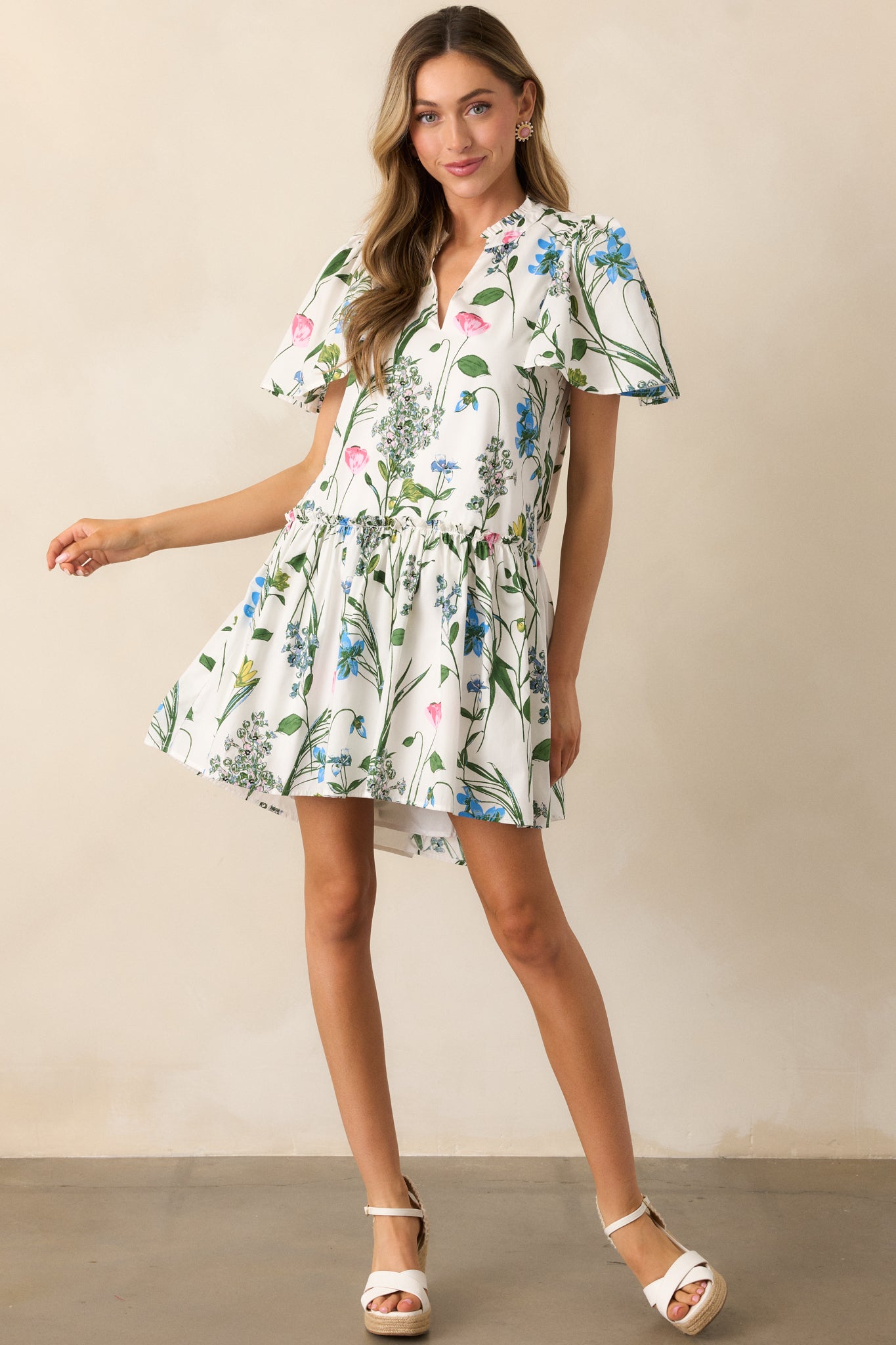 multicolor mini dress Avec Les Filles Women's Tropical Satin Asymmetric Drape - Birds of Paradise Model is 5`8 And Wearing Size Small Women's One-Shoulder Multicolor Wave Pattern