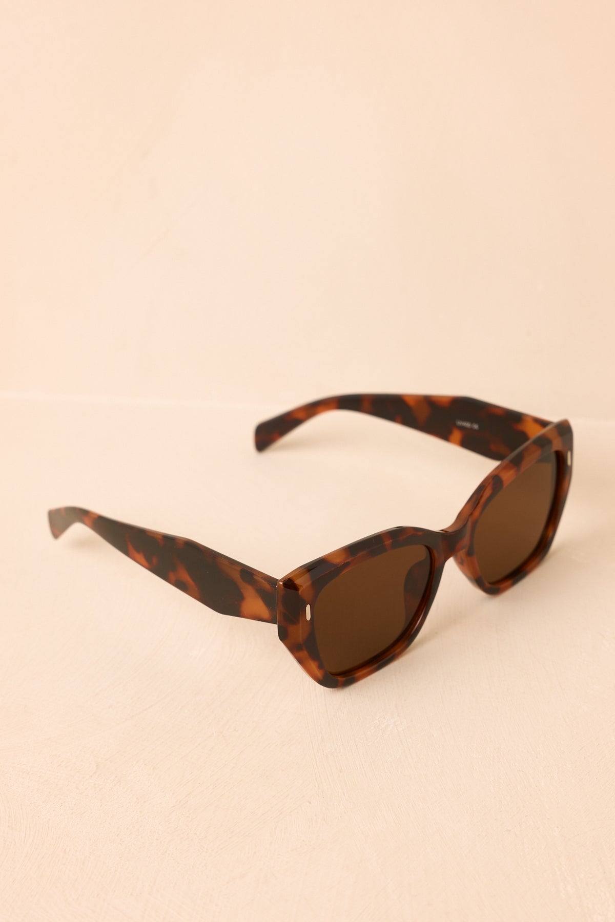 I See Your Point Brown Tortoise Oversized Cat-Eye Sunglasses