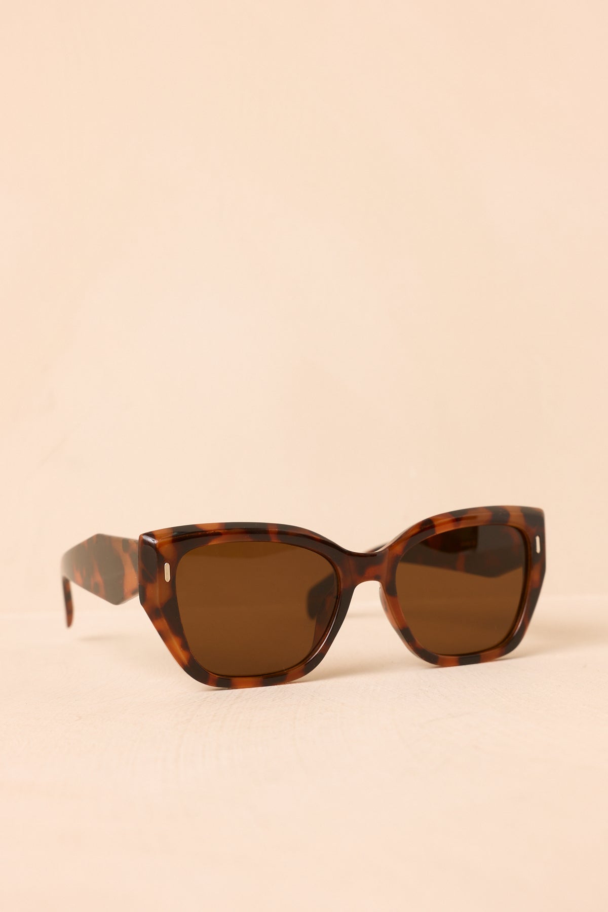 I See Your Point Brown Tortoise Oversized Cat-Eye Sunglasses