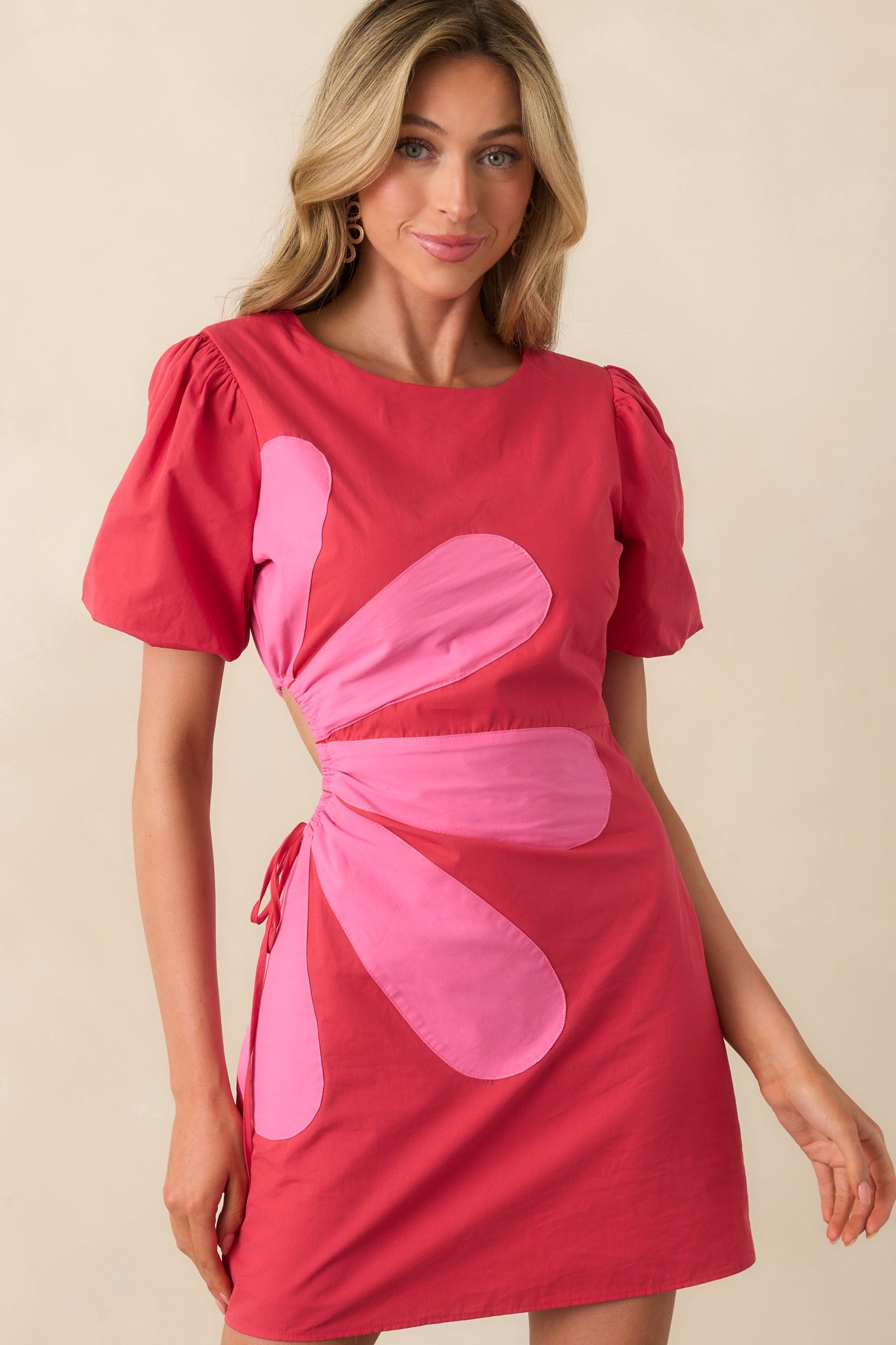 Cropped shot of the puff sleeve and elastic cuff, showing the sleeve volume and fabric texture.