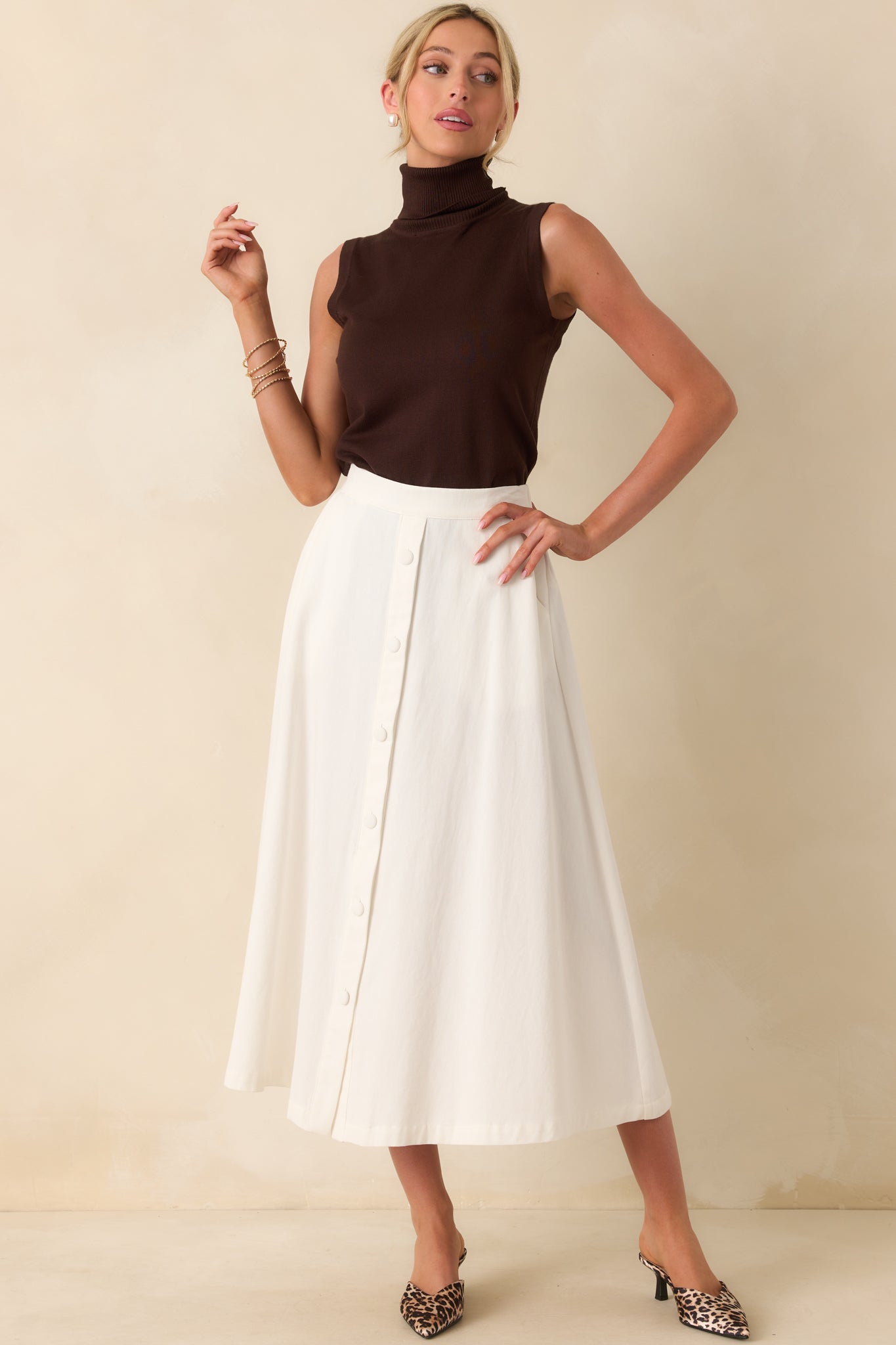 how to dress a midi skirt 6 Ways To Wear A Denim Midi-Skirt This Spring, According To Street Stylers