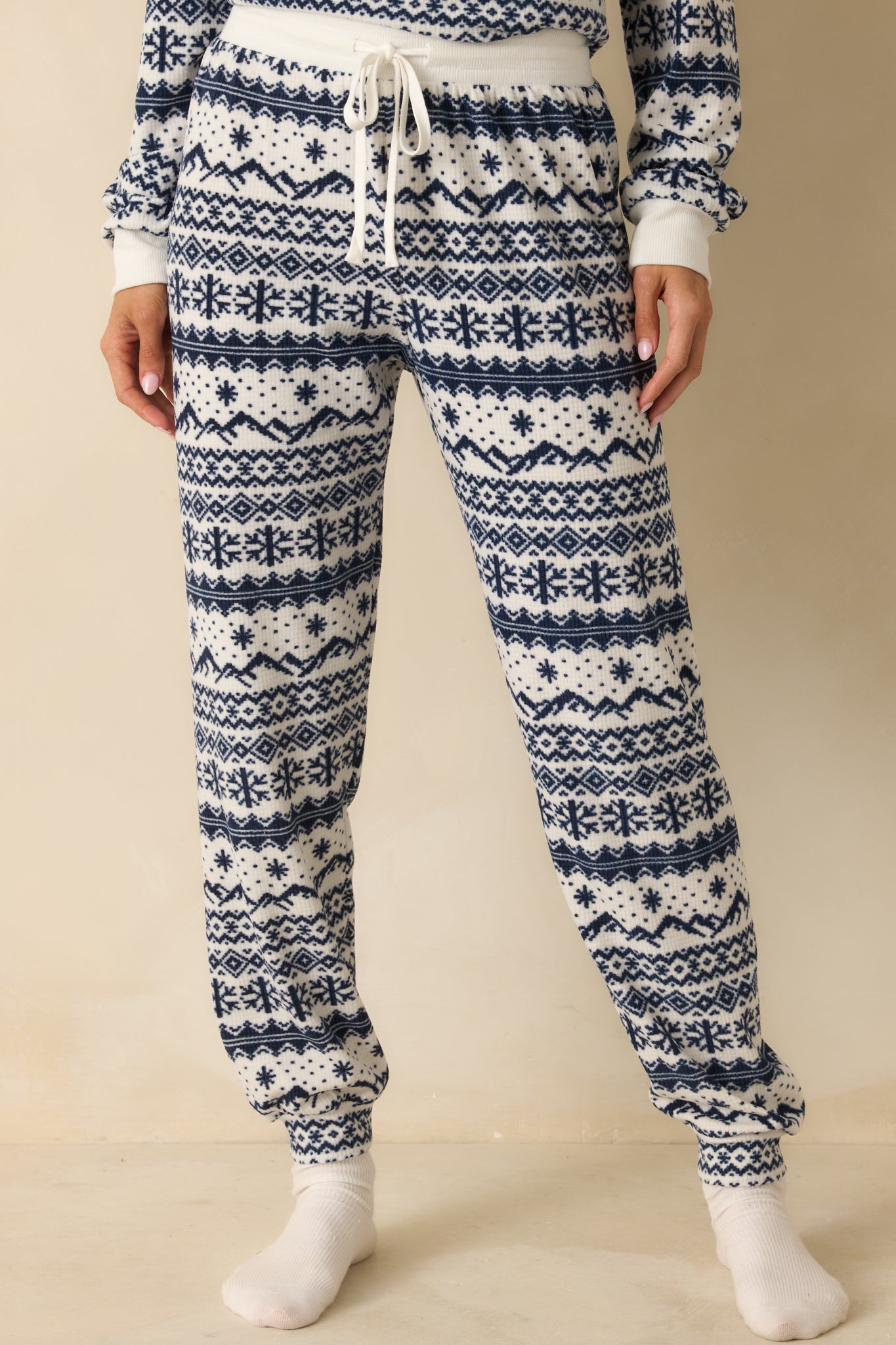 Z Supply Vanilla Ice Twilight Fairisle Jogger Pajama Pants | Red Dress