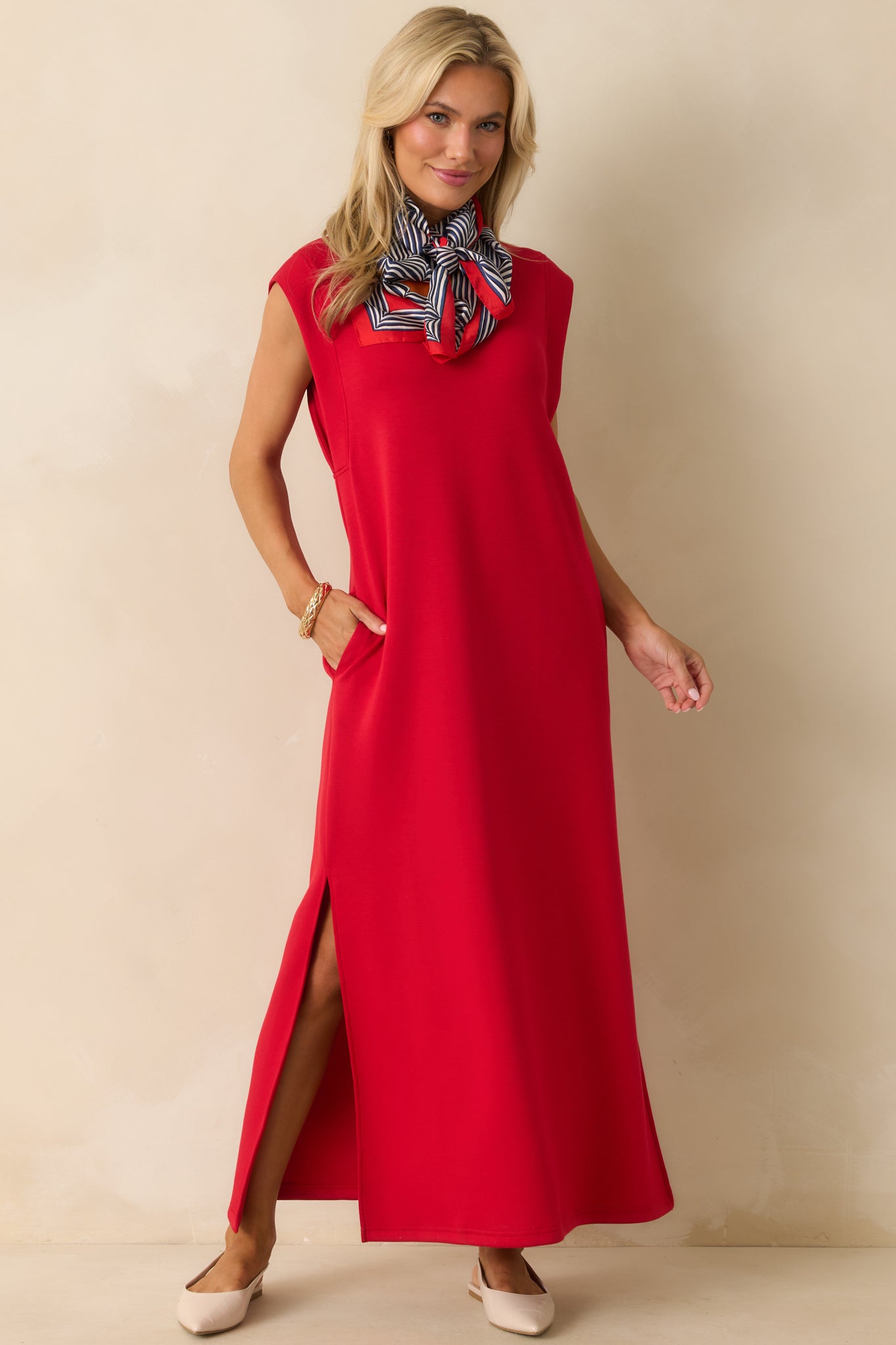 Between Now And Then Red Cotton Sleeveless Maxi Dress Between Now And Then Red Cotton Sleeveless Maxi Dress