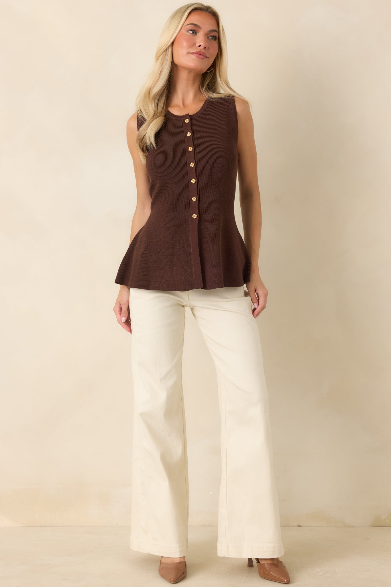Wide leg jeans crafted from a comfortable cotton blend with a streamlined silhouette, belt loops, and timeless styling.