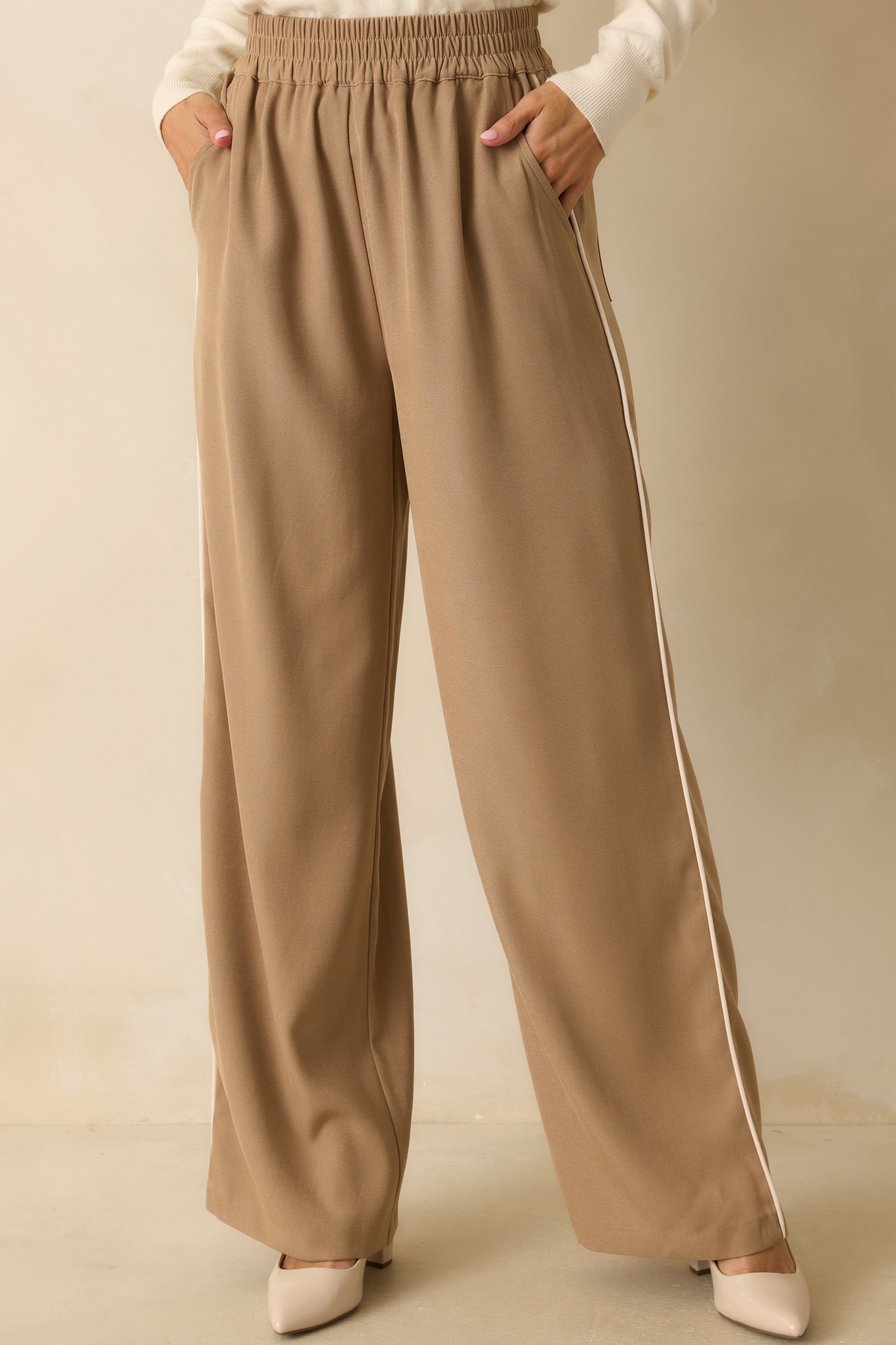 Staple the Label Bromley Camel Brown Relaxed Pants | Red Dress