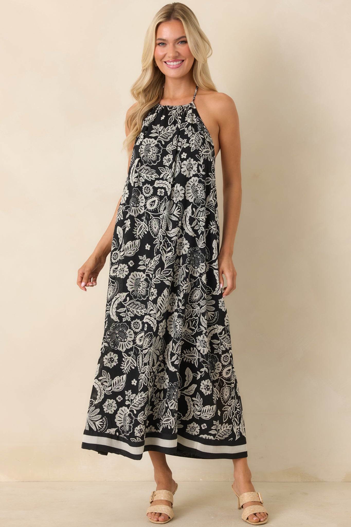 Women's Black & Ivory Viento Luz Floral Halter Midi Dress | Size: M