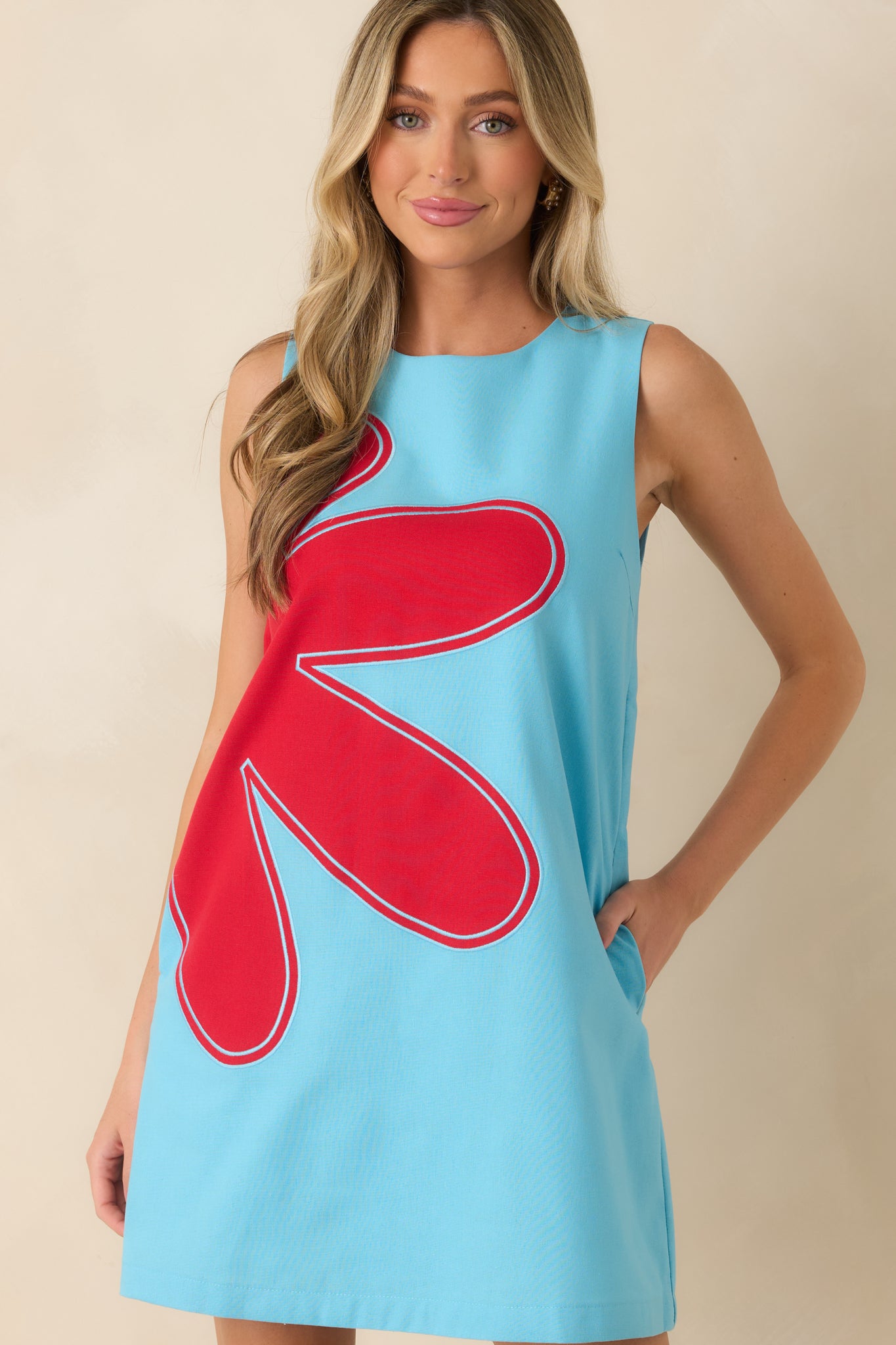 mod cocktail dress Contrast Appliqué Sleeveless Mini Velisity & Hunter | 251203US Bust 33 // Length Color:GLAZ