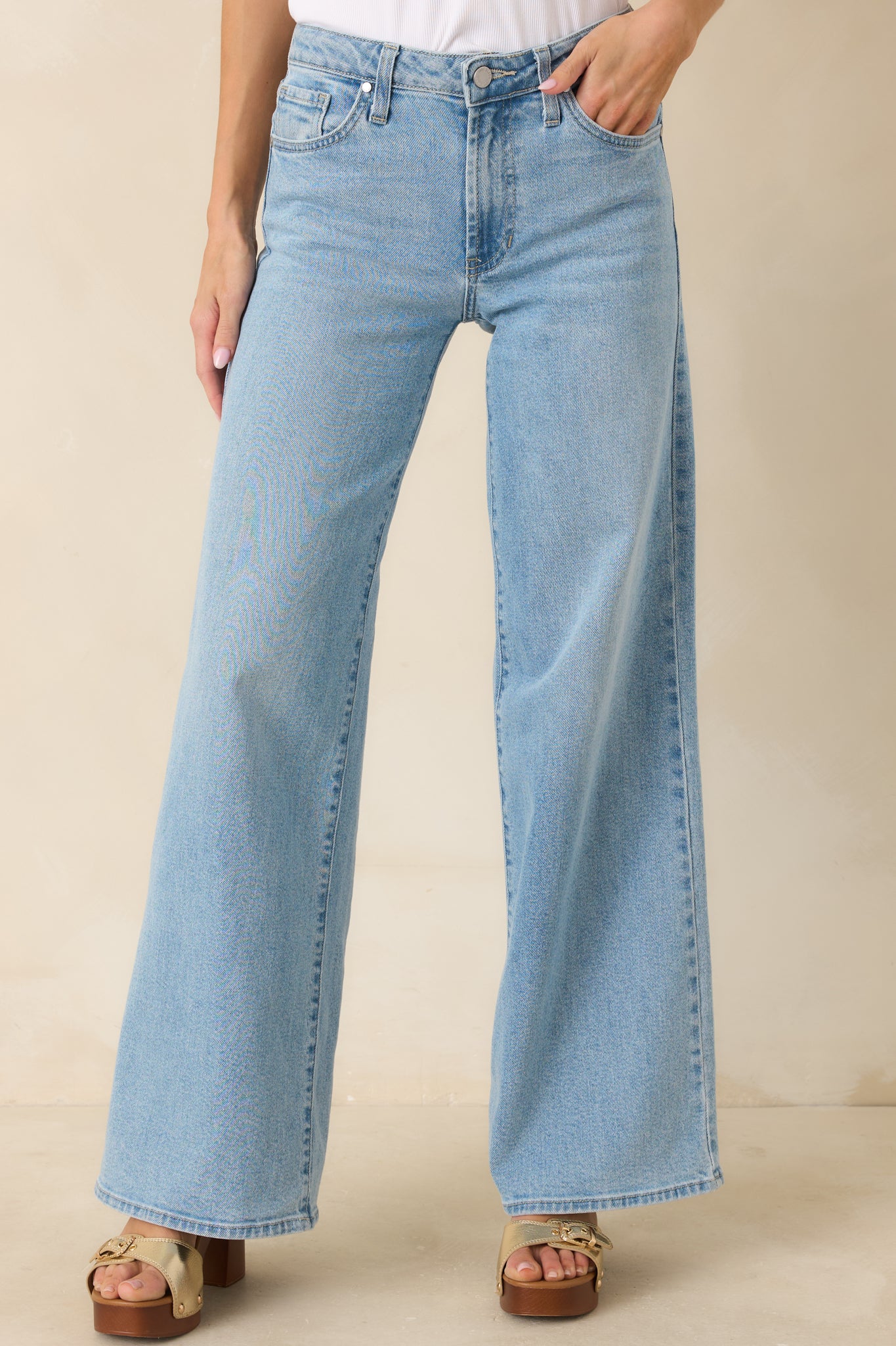 Women's Just Black I Have Plans Light Wash Cotton Denim Wide Leg Jeans | Size: 26