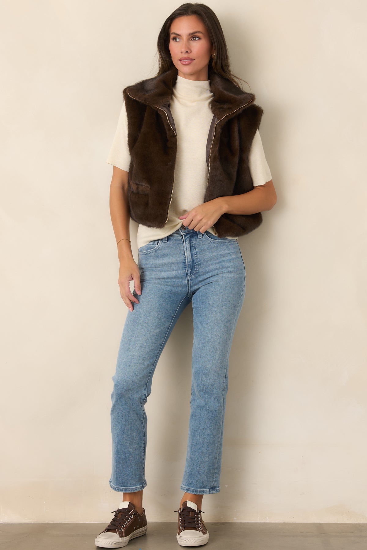 Mid-rise pants with a gap-proof waistband, contoured hips and thighs, and a clean slim-straight leg.