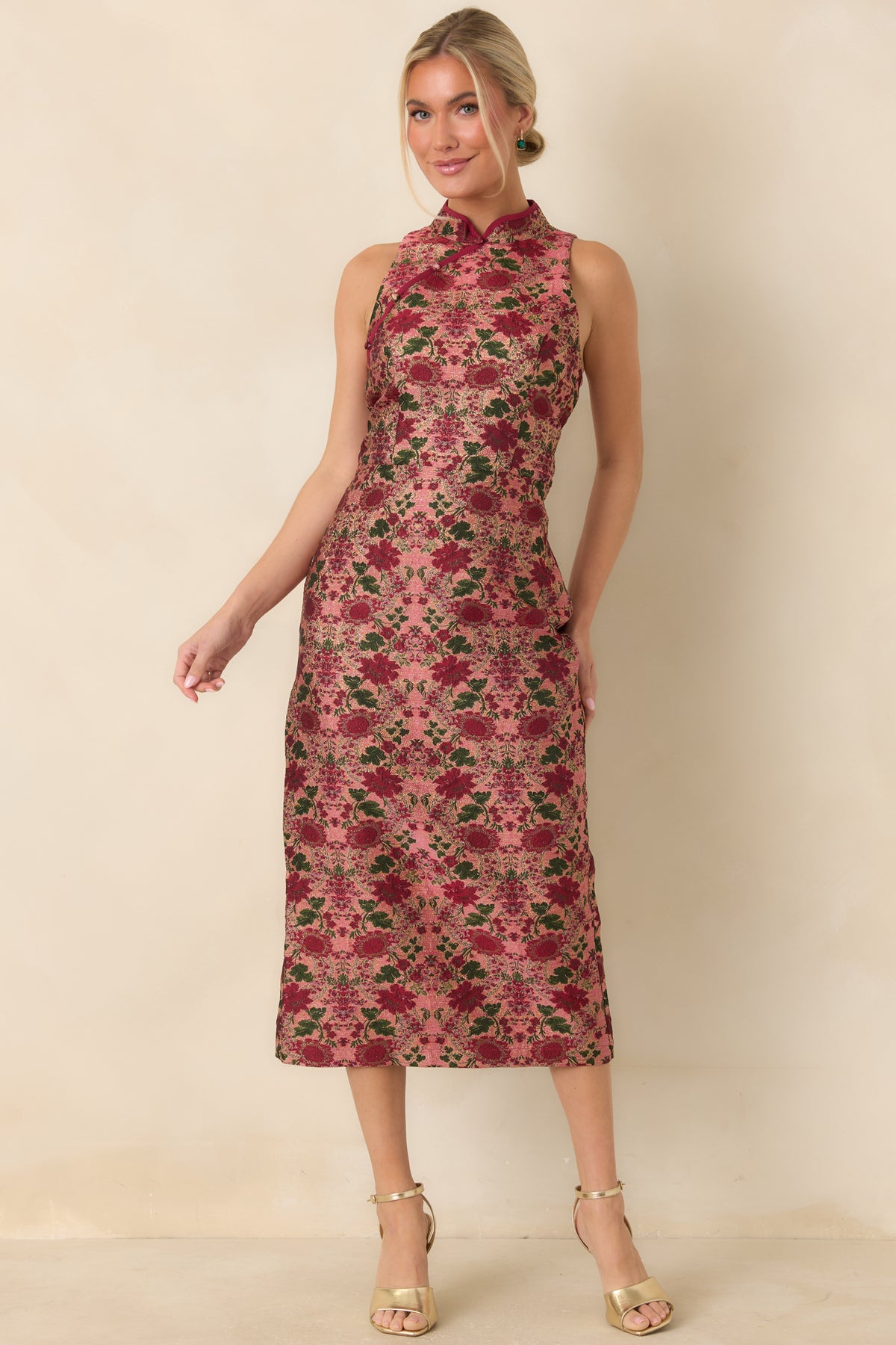 Rose floral midi dress featuring burgundy piping along the neckline and a fitted sleeveless silhouette.