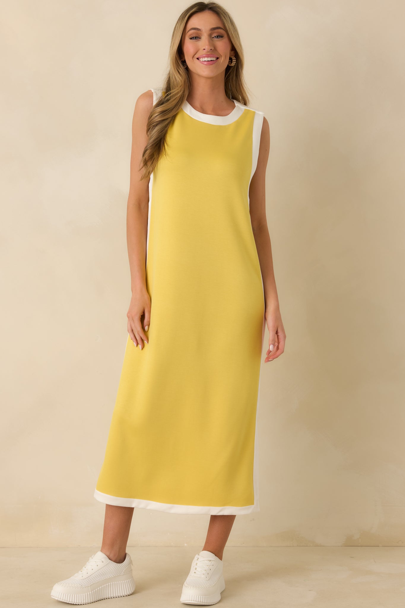 Women's Perfectly Framed Yellow Jersey Knit Contrast Trim Sleeveless Maxi Dress | Size: L | Red Dress Women's Perfectly Framed Yellow Jersey Knit Contrast Trim Sleeveless Maxi Dress | Size: L | Red Dress