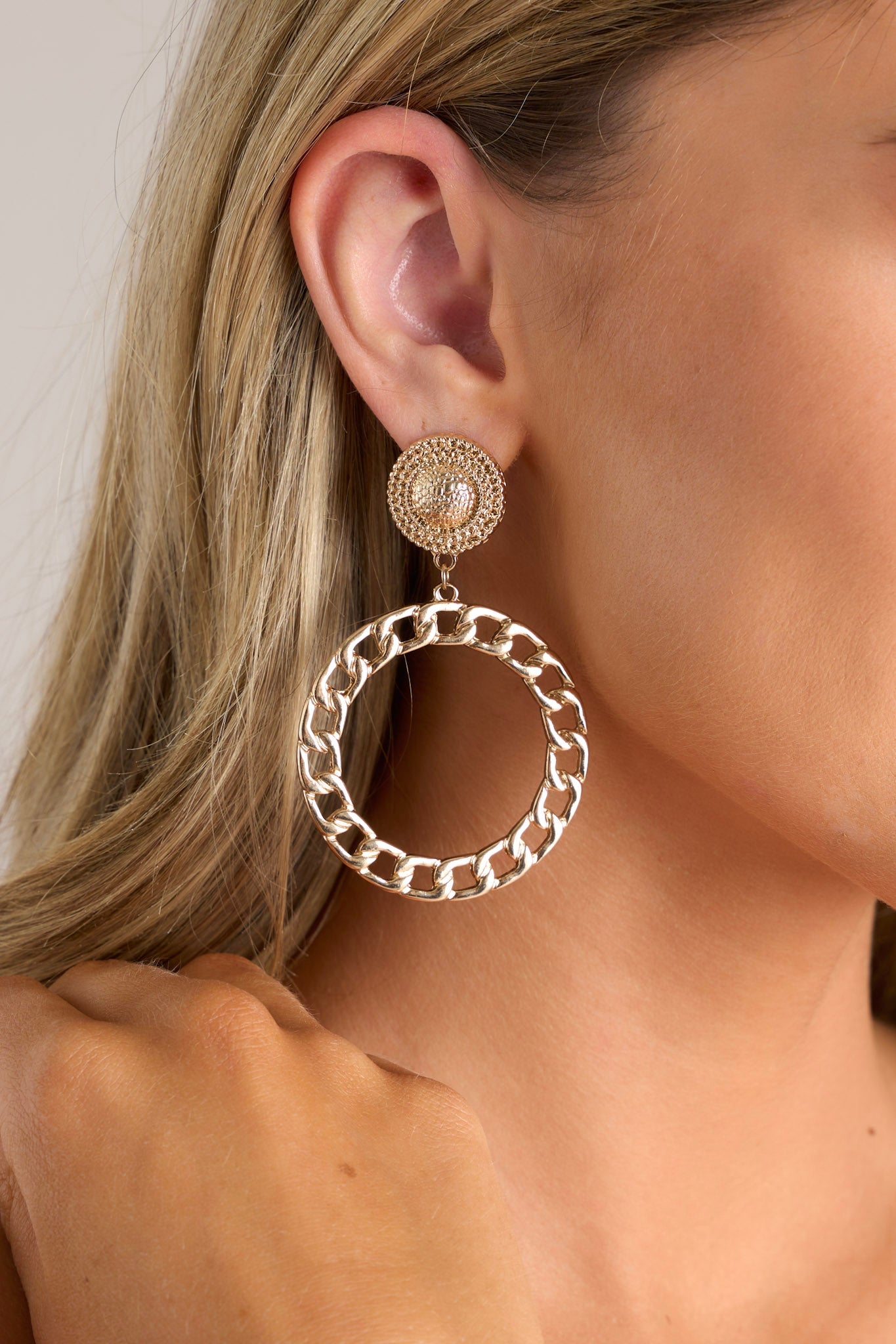Gold Chain Link Circle Earrings - All Jewelry | Red Dress Gold Chain Link Circle Earrings - All Jewelry | Red Dress