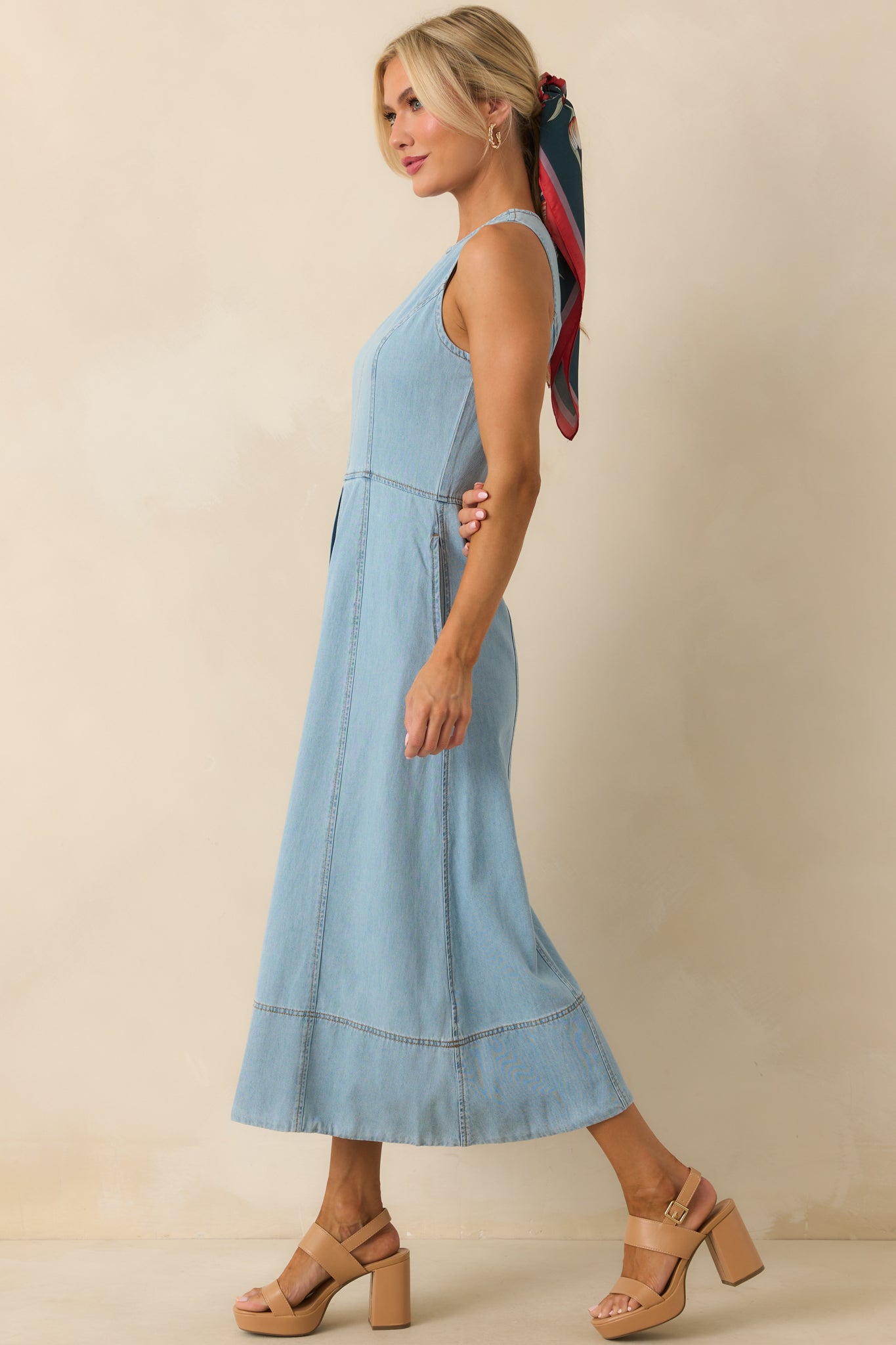 Staple The Label Light Wash Amelia Chambray Midi Dress Staple The Label Light Wash Amelia Chambray Midi Dress