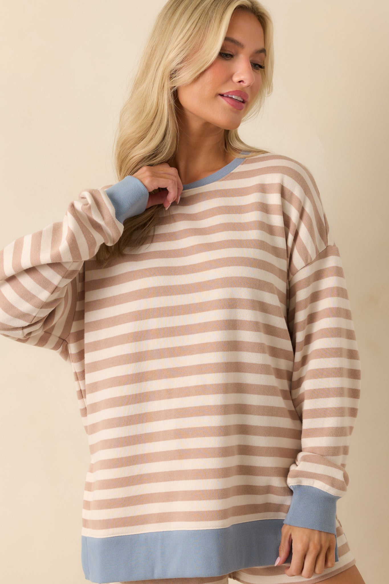 Relaxed fit stripes highlighted with contrasting trim accents.