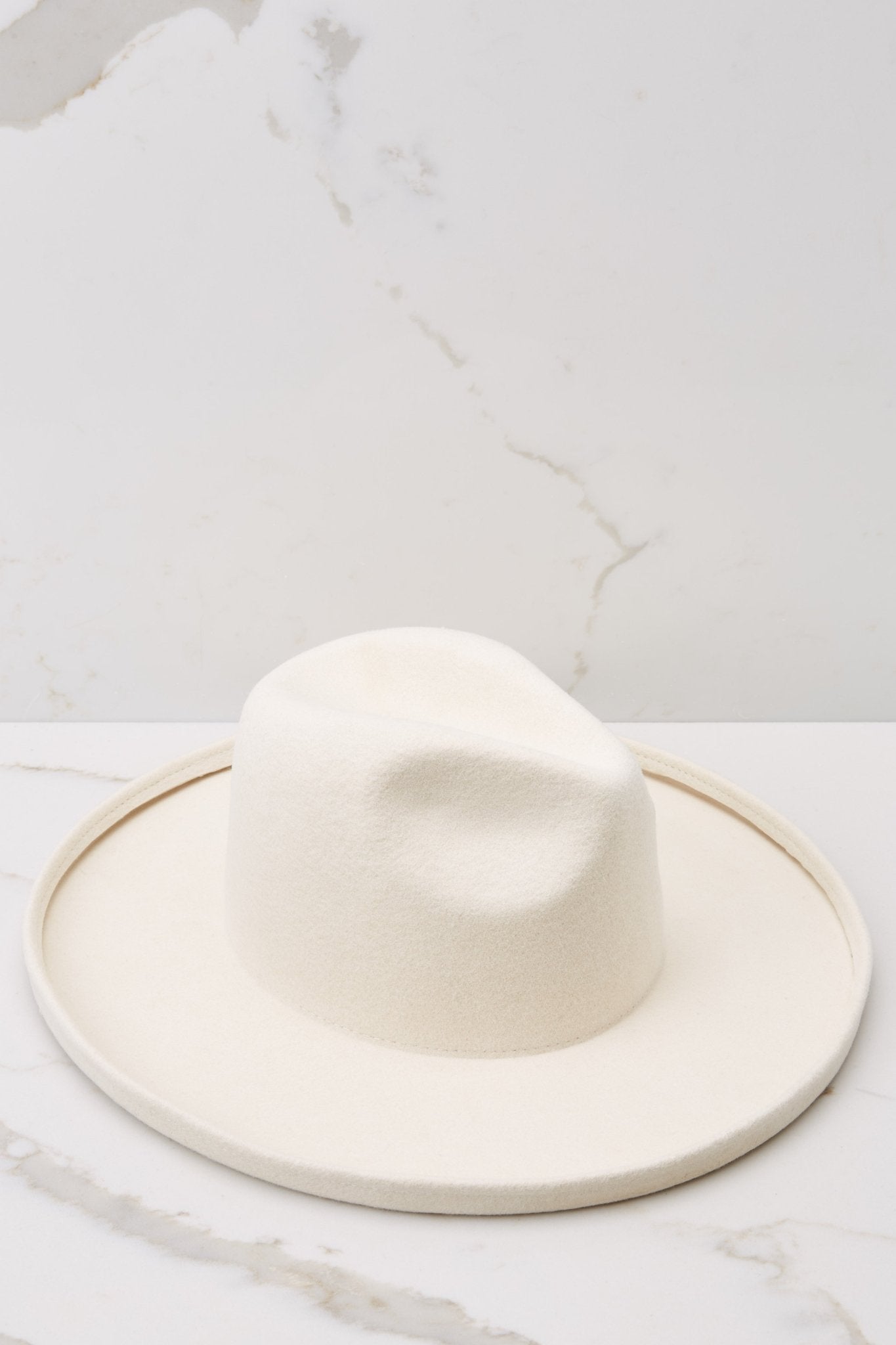 Maude Off White Pencil Brim Hat - Red Dress