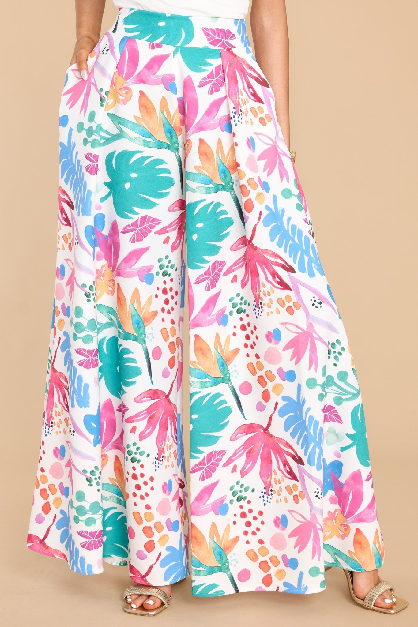 Play More White Multi Print Pants - Red Dress