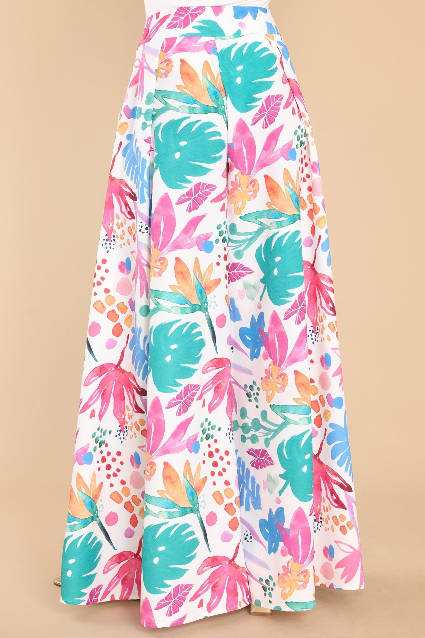 Play More White Multi Print Pants - Red Dress