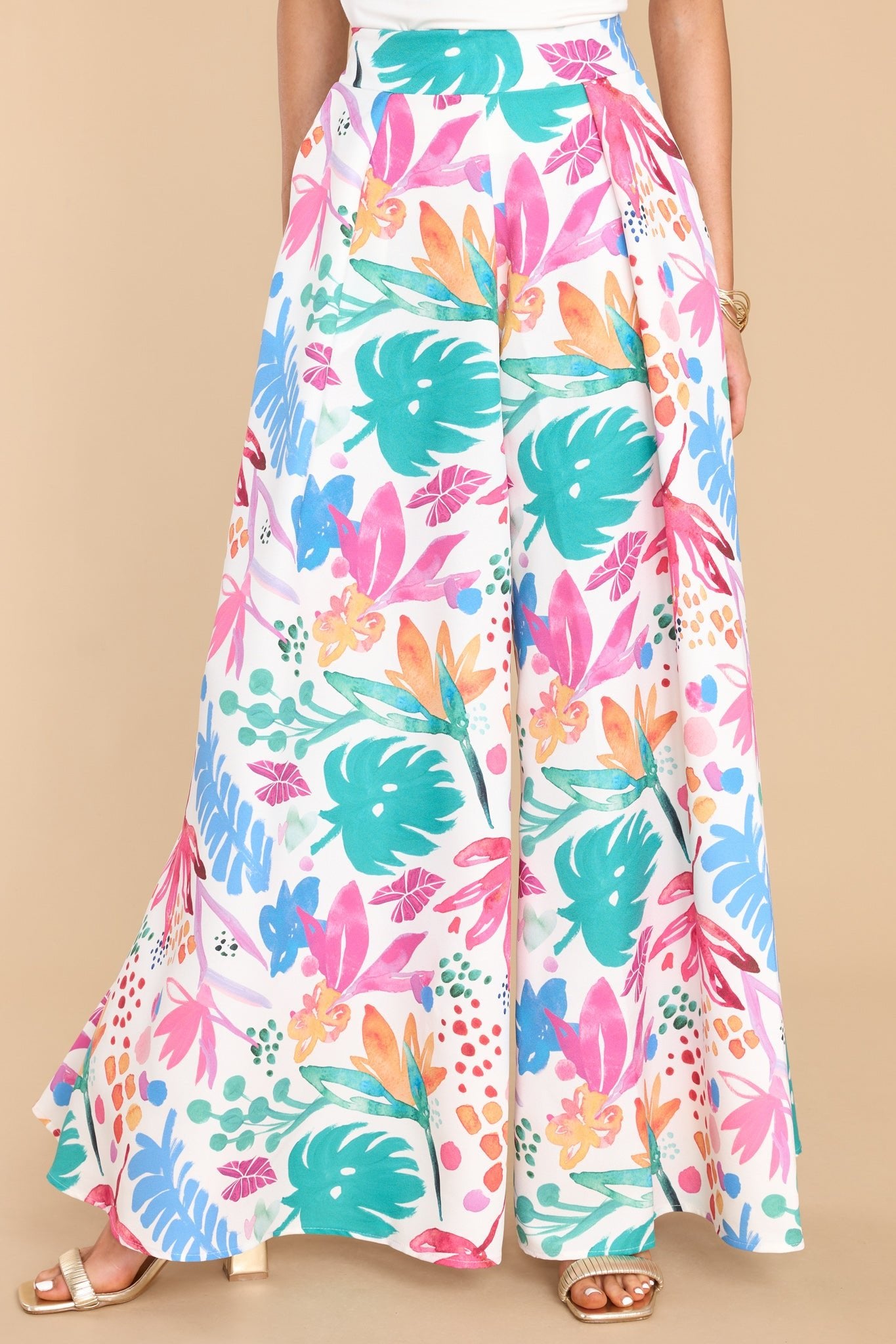 Play More White Multi Print Pants - Red Dress