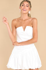 5 Endlessly Bold White Dress at reddress.com