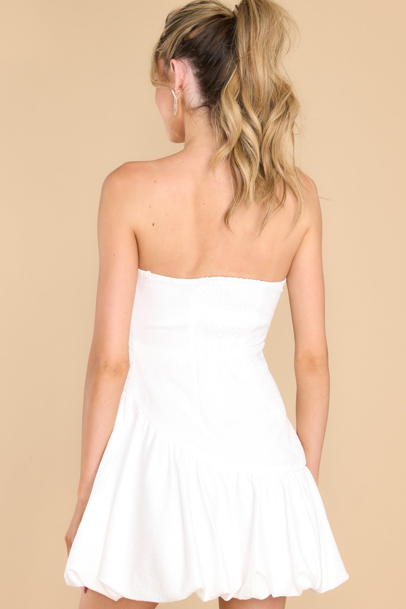 6 Endlessly Bold White Dress at reddress.com