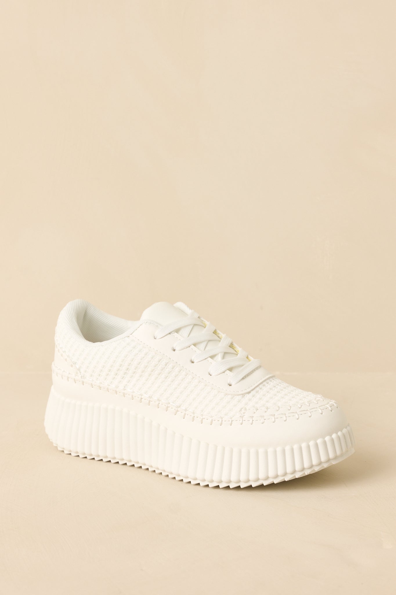 Women's Step Into It White Textured Knit Platform Sneakers | Size: 10