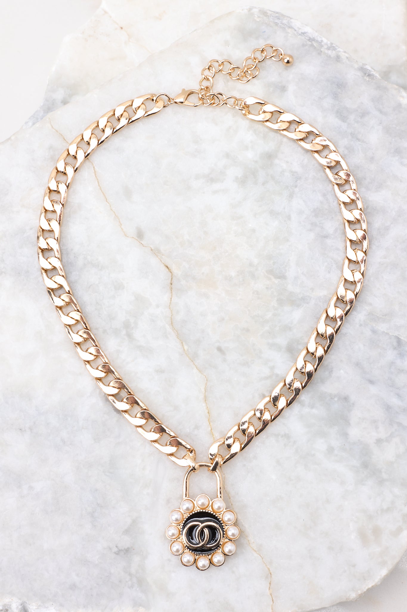 chanel thick chain necklace