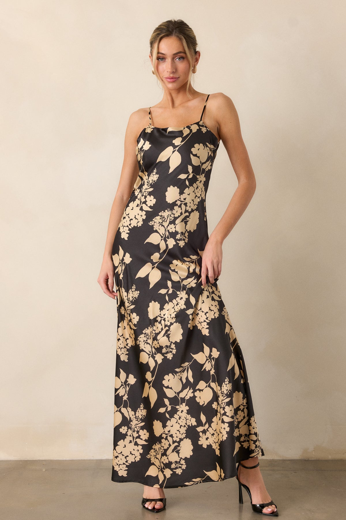 Eadoin Black Floral Statement Maxi Dress with Dramatic Puff Sleeves