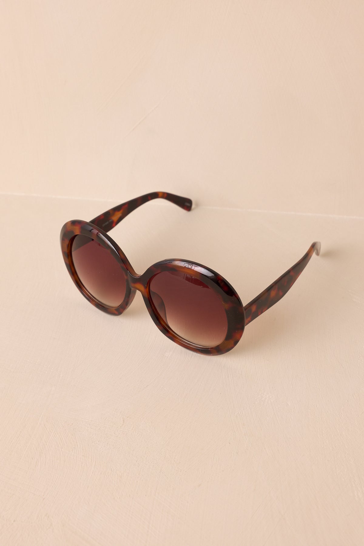 Selma Sunglasses tortoise / brown main image 0