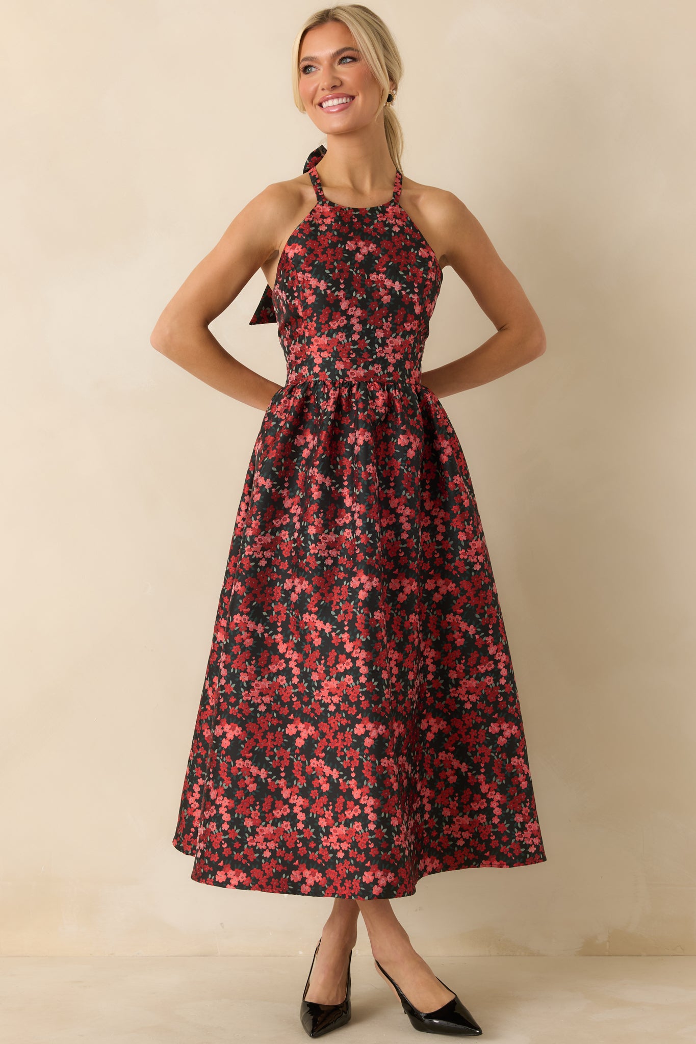 fitted lace wedding dress Red Floral Jacquard Halter Midi Dress - Event Dresses