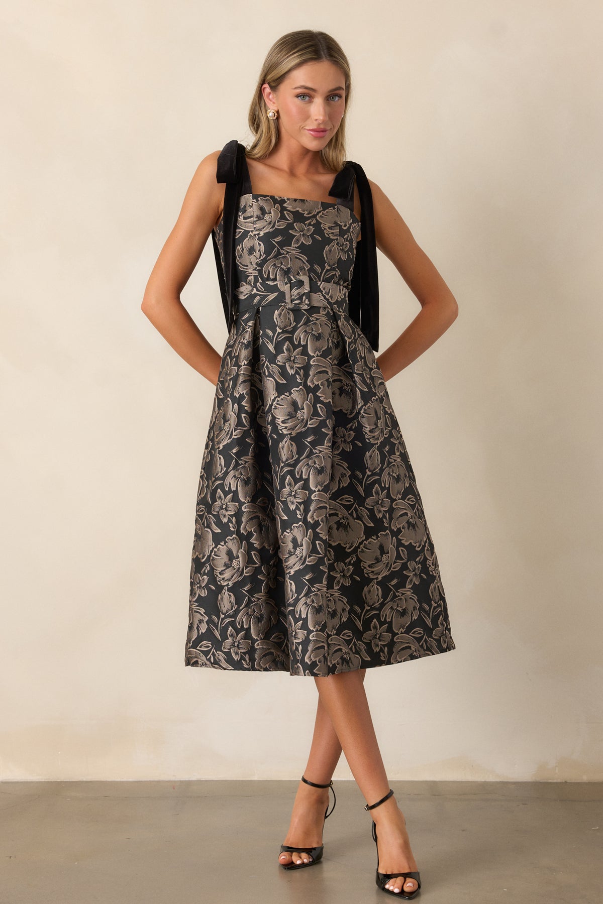 Women Black Geo Jacquard Tweed Midi Dress