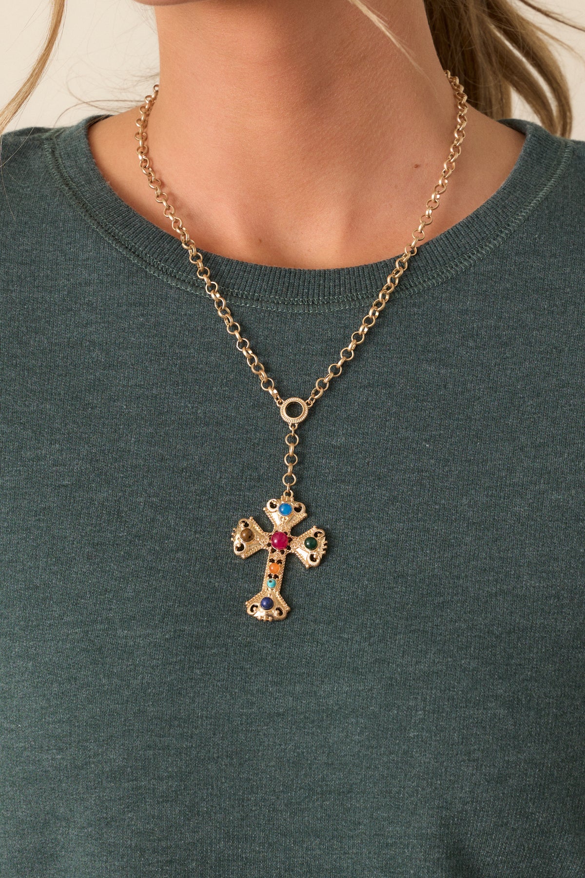 GOLD CROSS & GENUINE COTTON PEARL NECKLACE main image 0