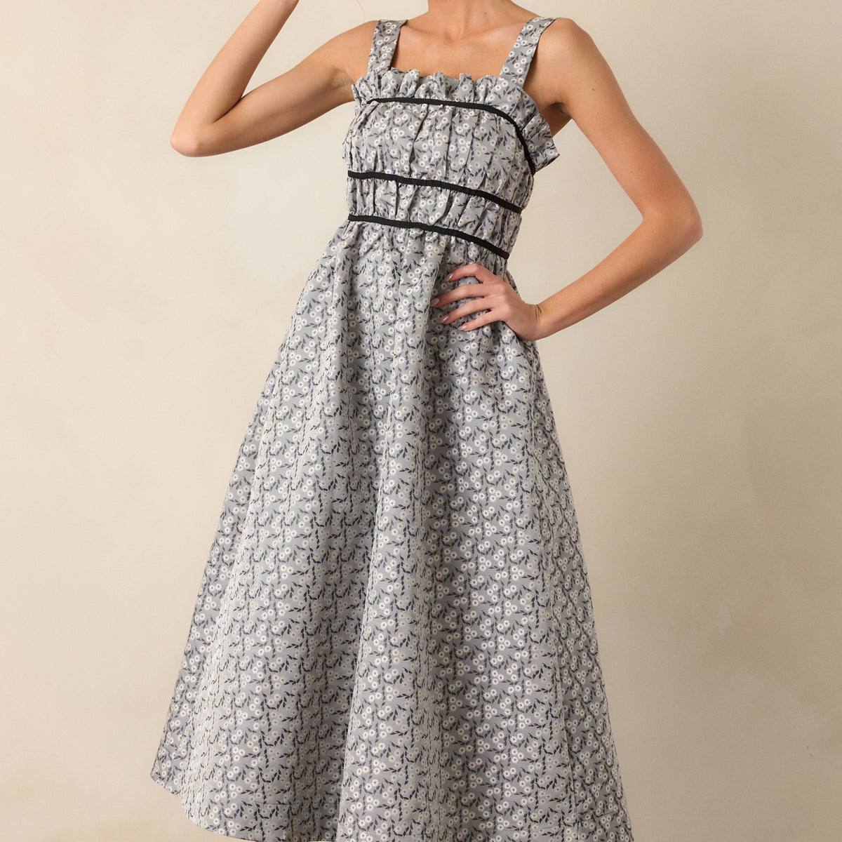 grey ruched midi dress PrettyLittleThing Women's Plus Abstract Print Chiffon Ruched Drape Midi Dress in Grey
