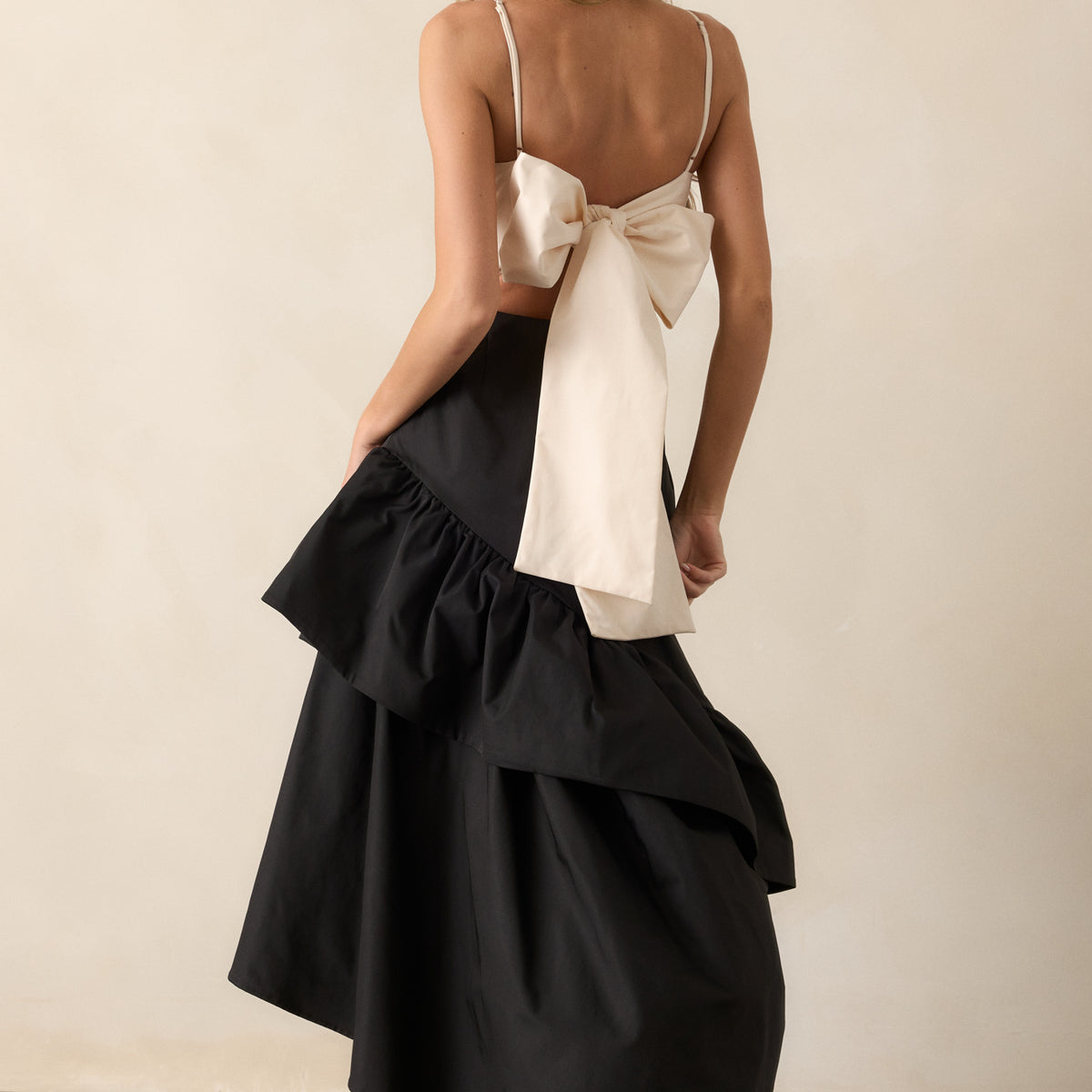 asymmetrical bottom dress Stradivarius Asymmetric Strap Dress White Xl
