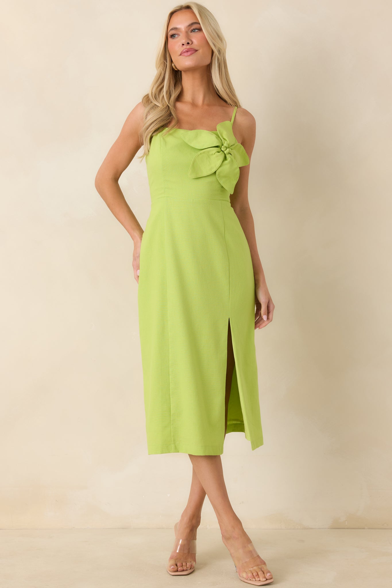 Red Dress | Chartreuse Linen Floral Appliqu Midi Dress - All Dresses
