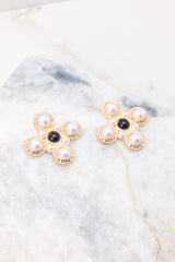 3 Unique Approach Gold And Pearl Earrings at reddress.com