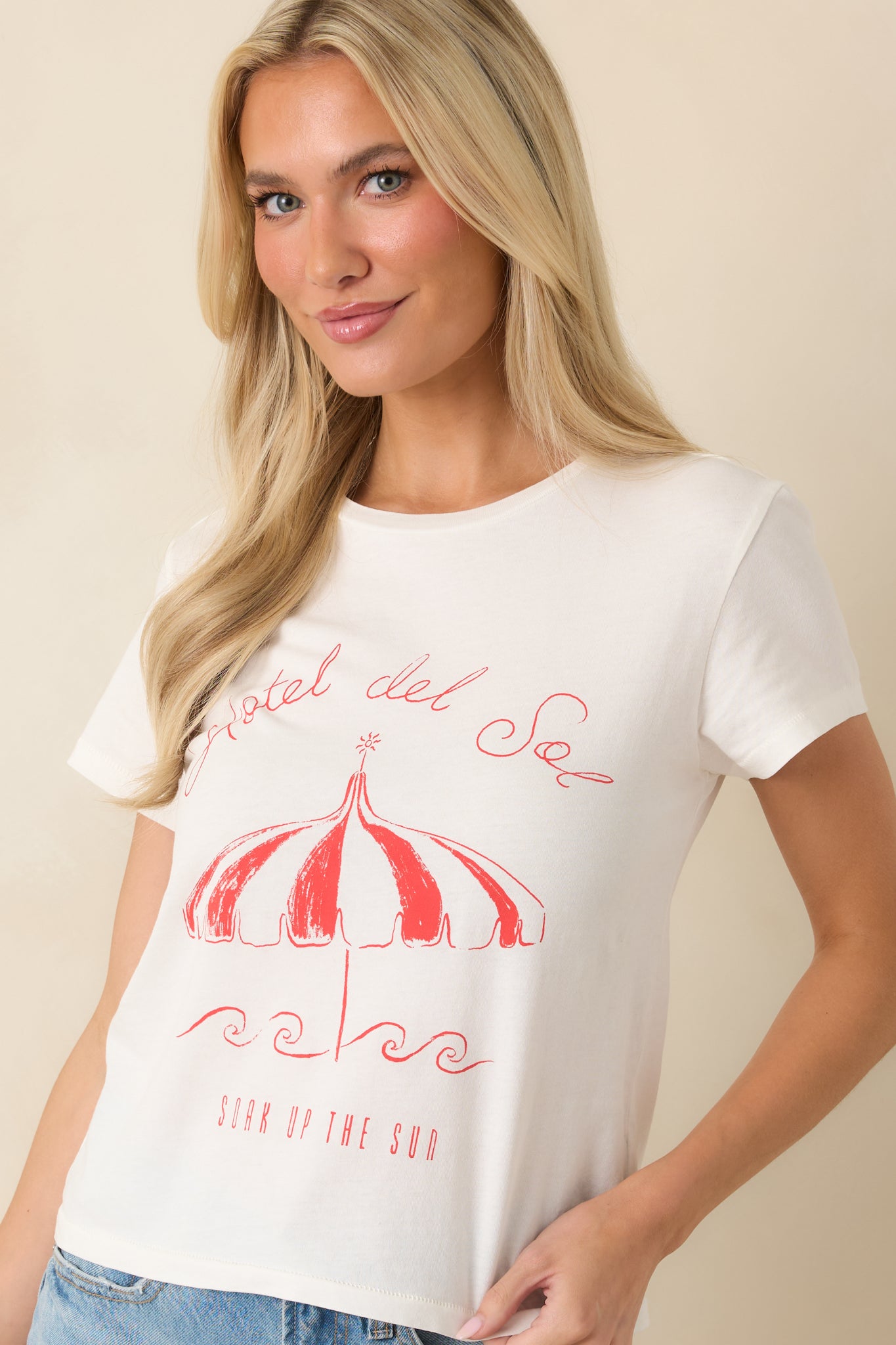 Z Supply White Cotton Del Sol Tourist Tee | Red Dress