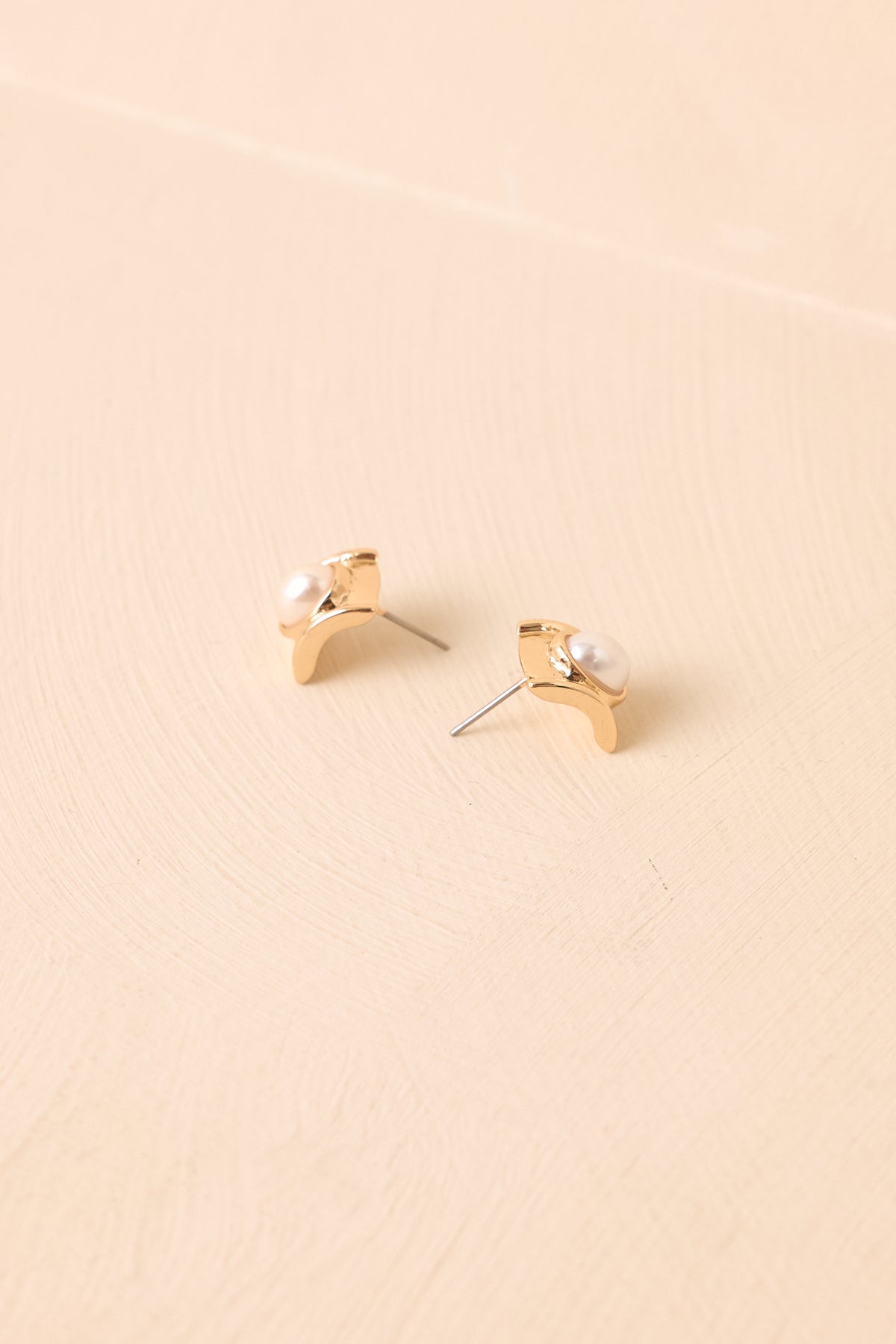 Put in Perspective Gold & Pearl Curved Stud Earrings