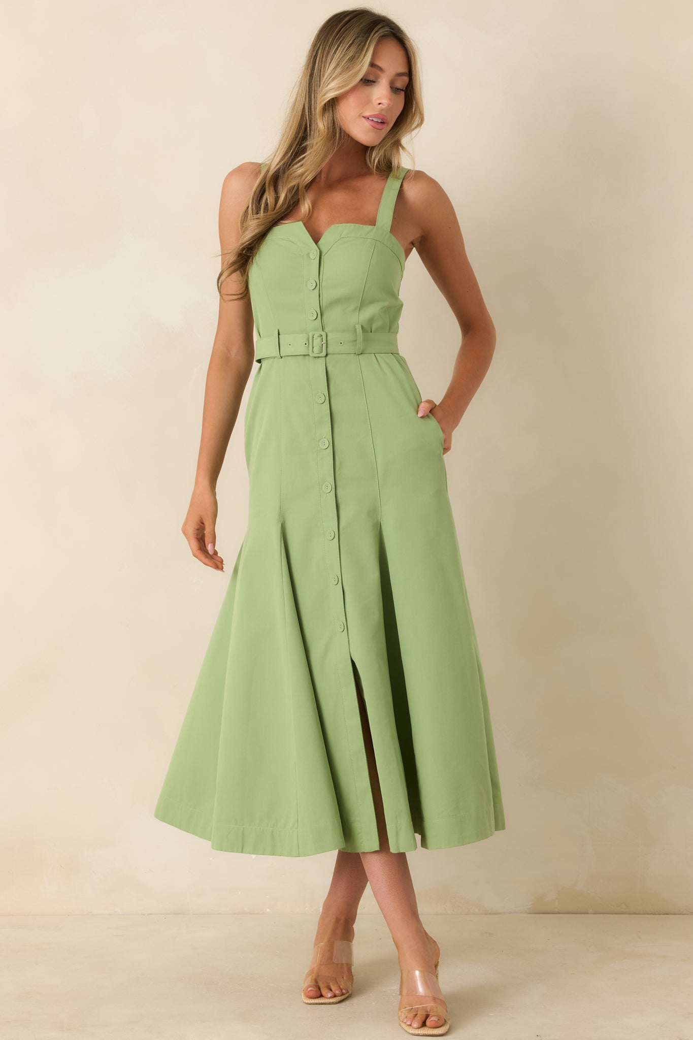 astr the label midi dress ASTR The Label McKinley Green Cotton Belted Midi Dress