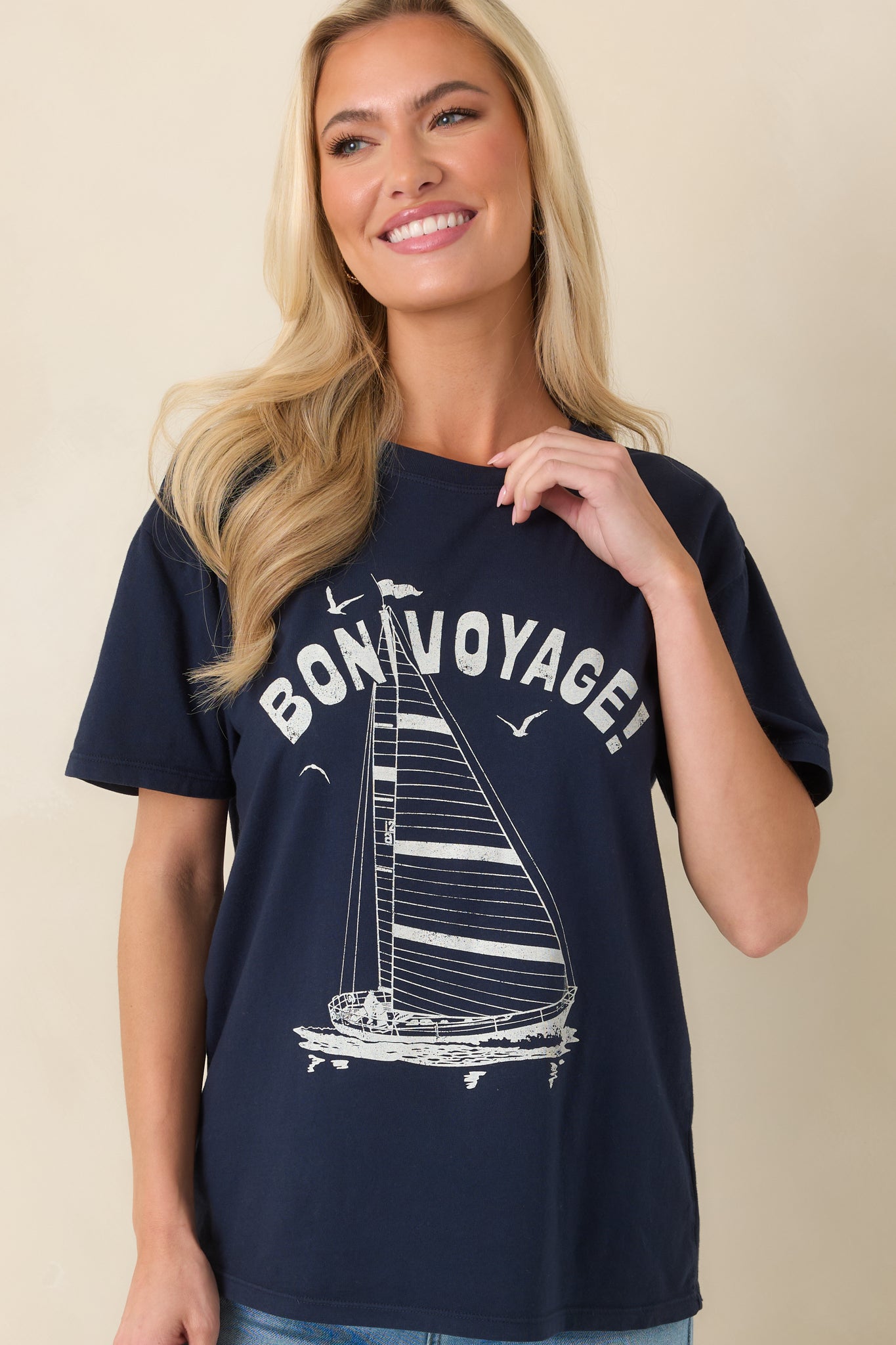 Detail view of the t-shirt’s smooth, breathable fabric and casual boyfriend silhouette.