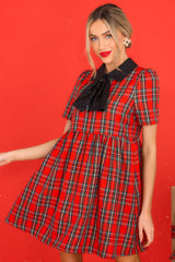 Front view of this dress that showcases the plaid pattern.
