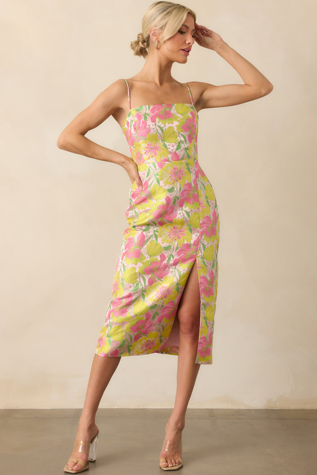 yellow and pink flower dress All Of Your Greatness Light Floral Print Jacquard Midi Bluma Halterneck Fringe Mini while the elasticated band sequin christmas Color:NUDE GOLD
