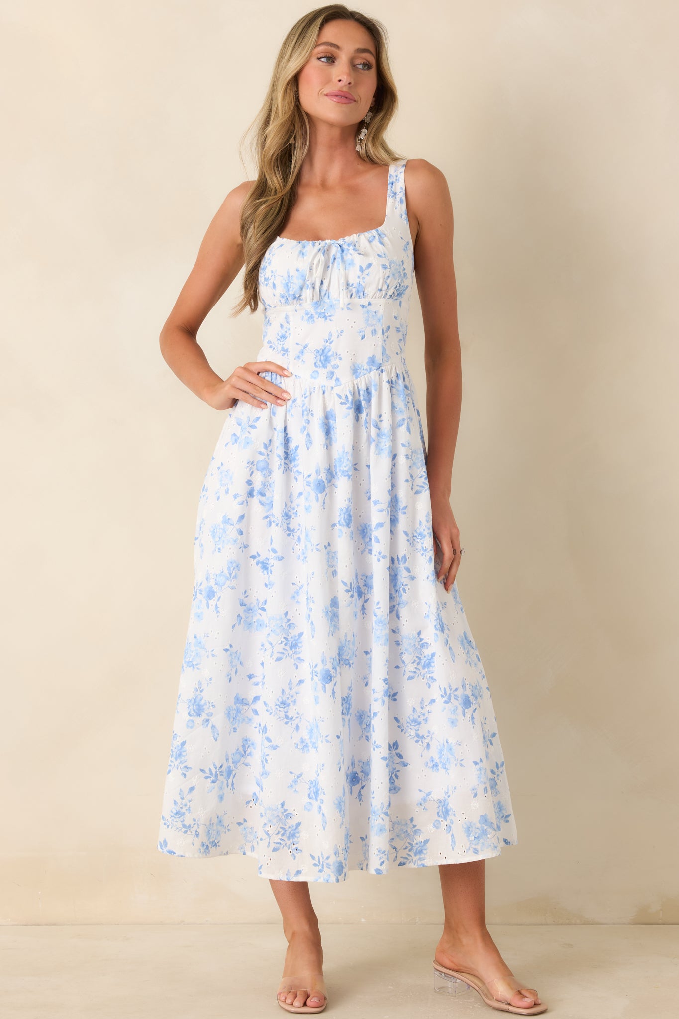 Vintage-inspired dress with gathered bodice and airy, relaxed shape.