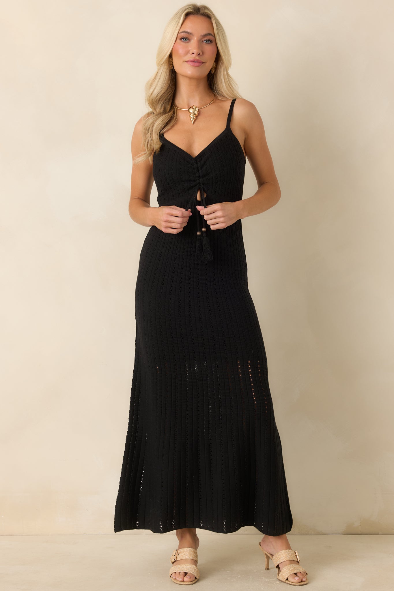 D*A様 vintage black maxi soutien collar c Sundra Black Crochet Maxi Dress | Z Supply