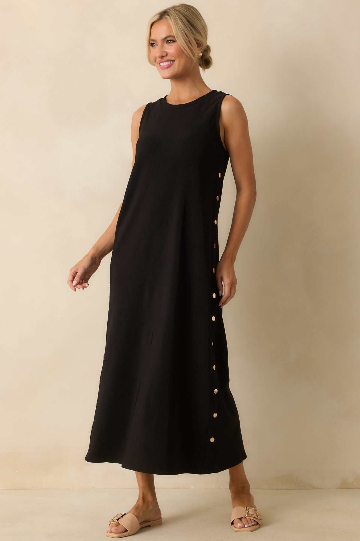Black Sleeveless Maxi Dress
