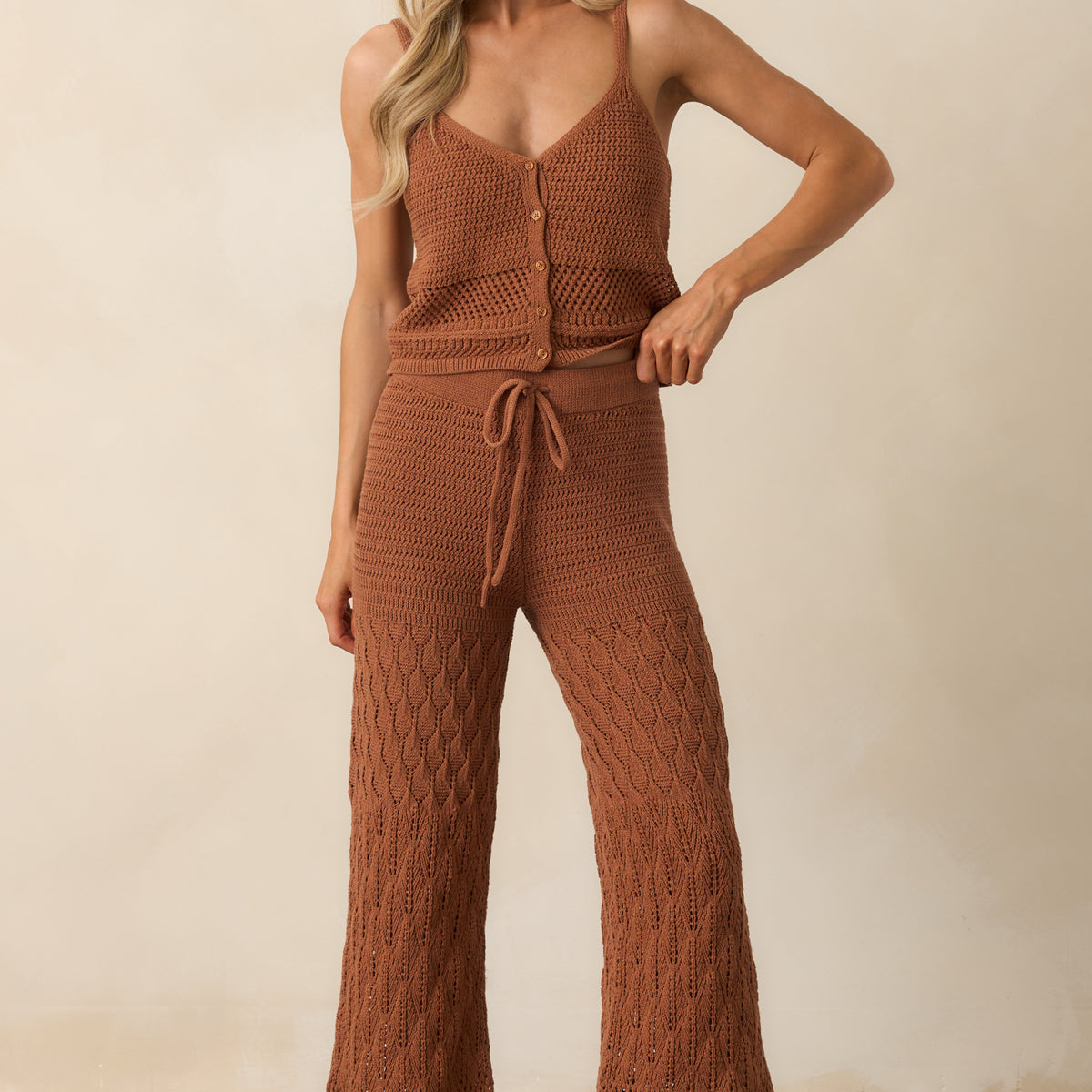 Brown-Wide-Leg-Pants-With-